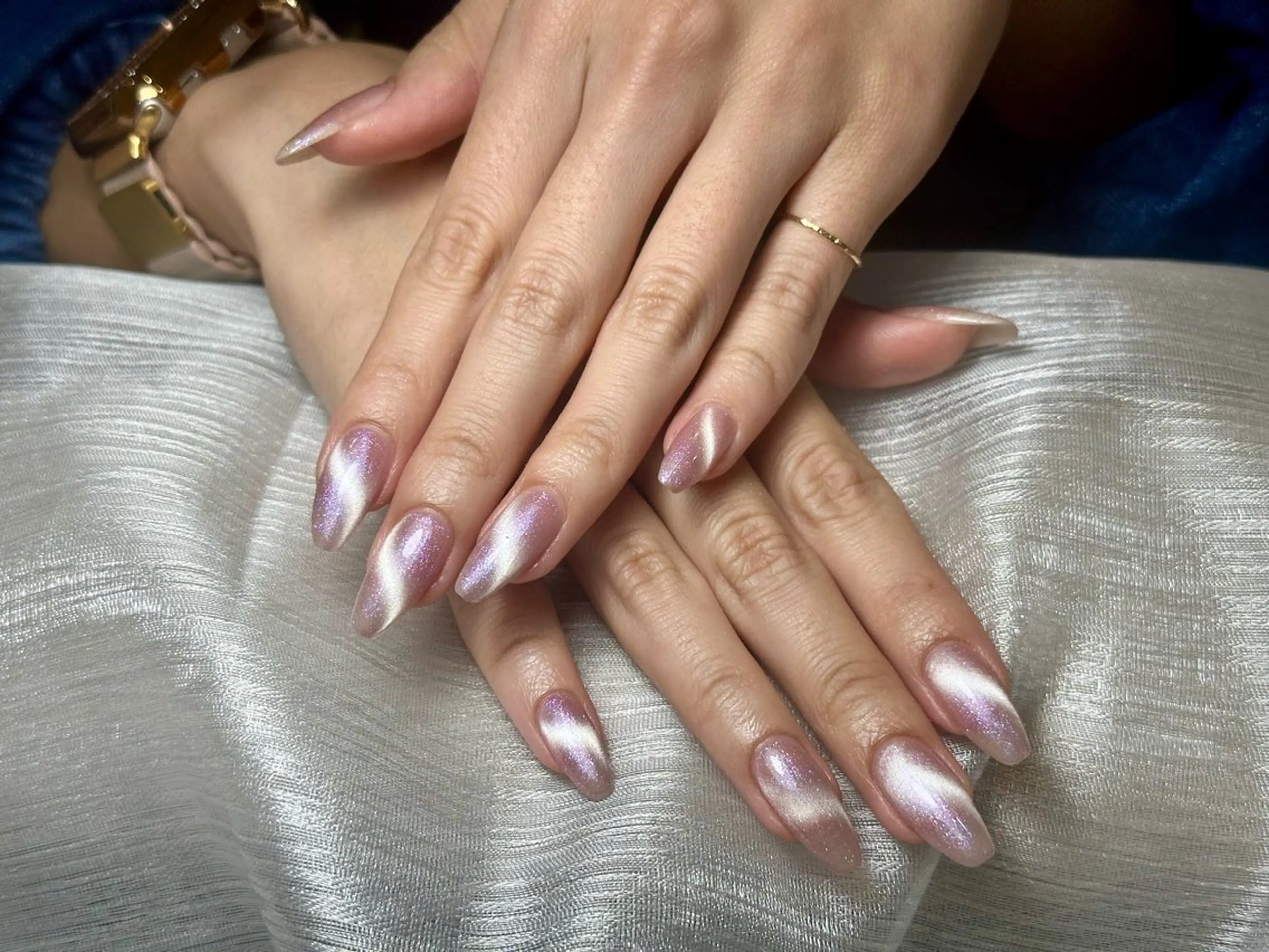 ネイル マグネットネイル リボン Ku raのネイルデザイン