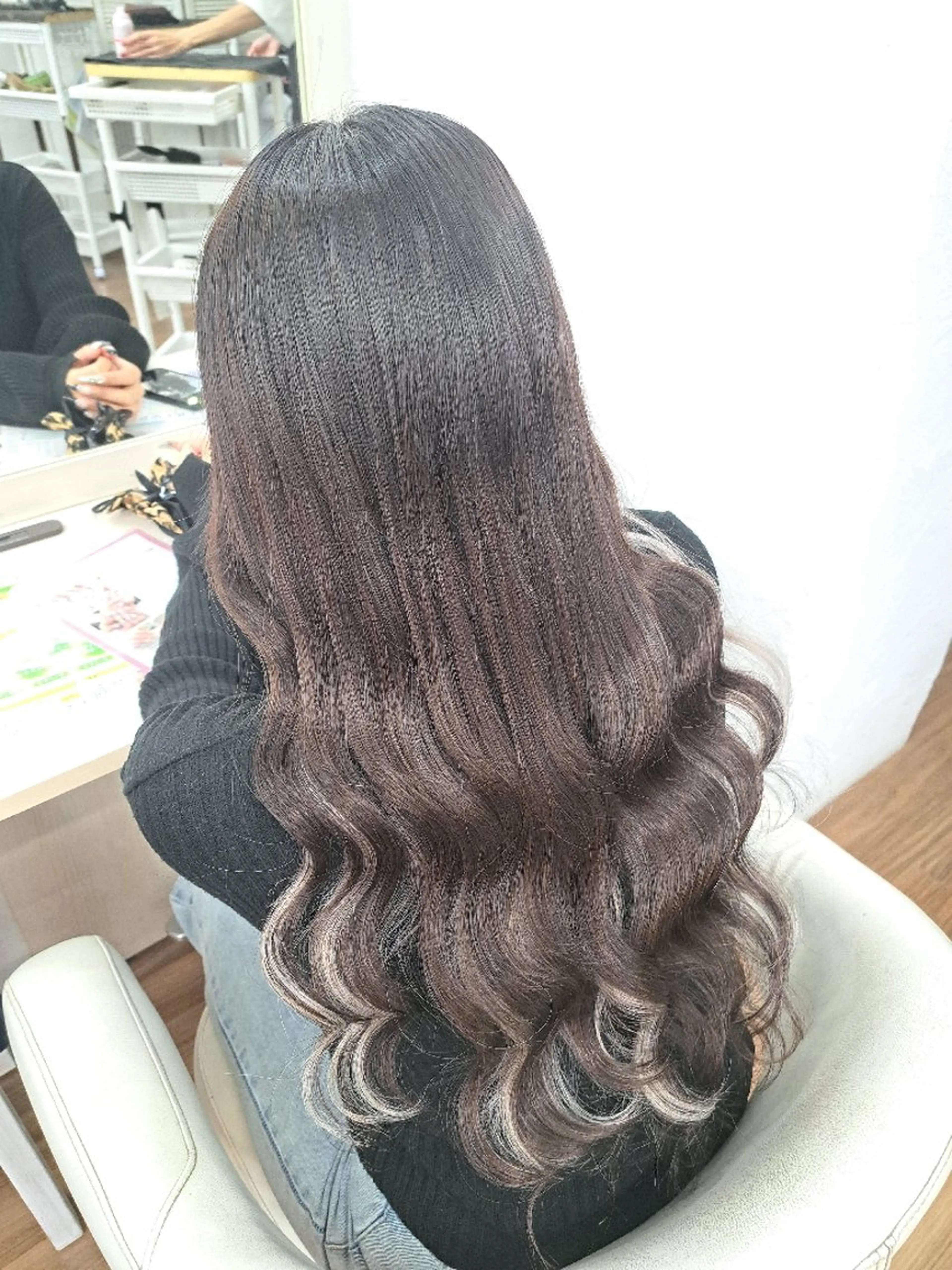 ロング カラー エクステ エクステ GLOSS❤︎ Harunaのヘアスタイル