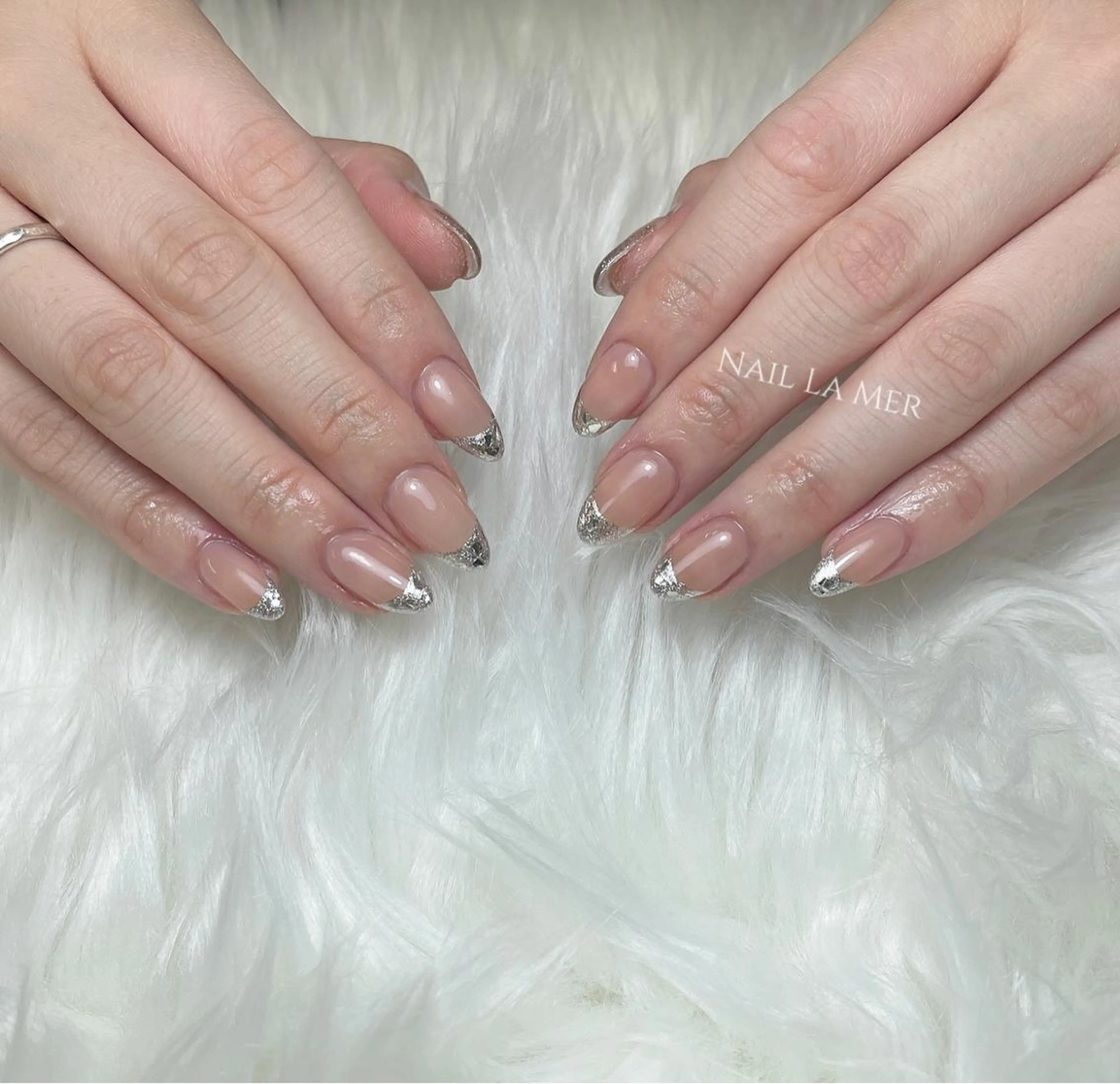 ネイル フレンチネイル ガラスフレンチ La Merのネイルデザイン