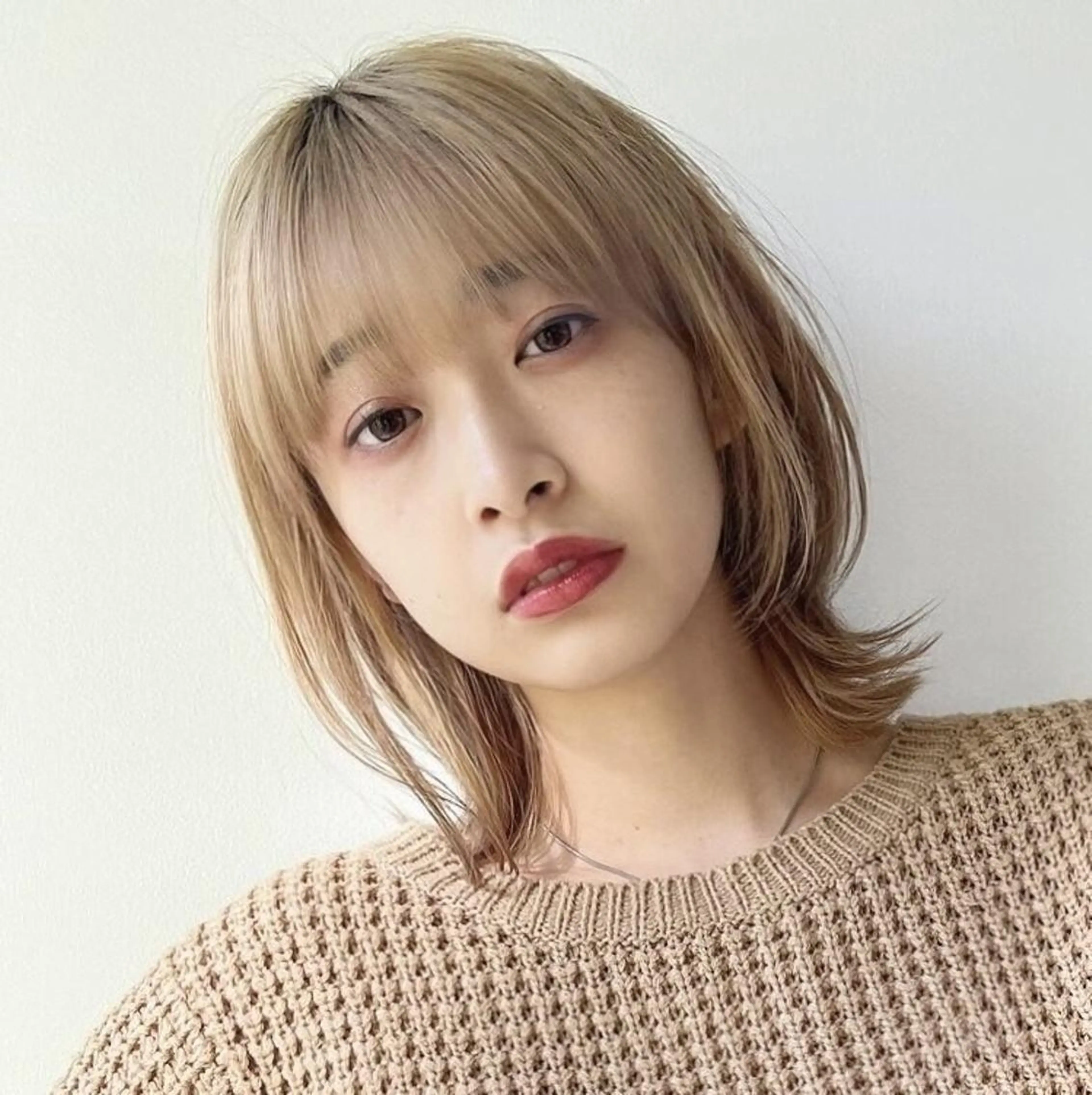 ミディアム 💕モテベージュ 🧡NANAKO🧡のヘアスタイル