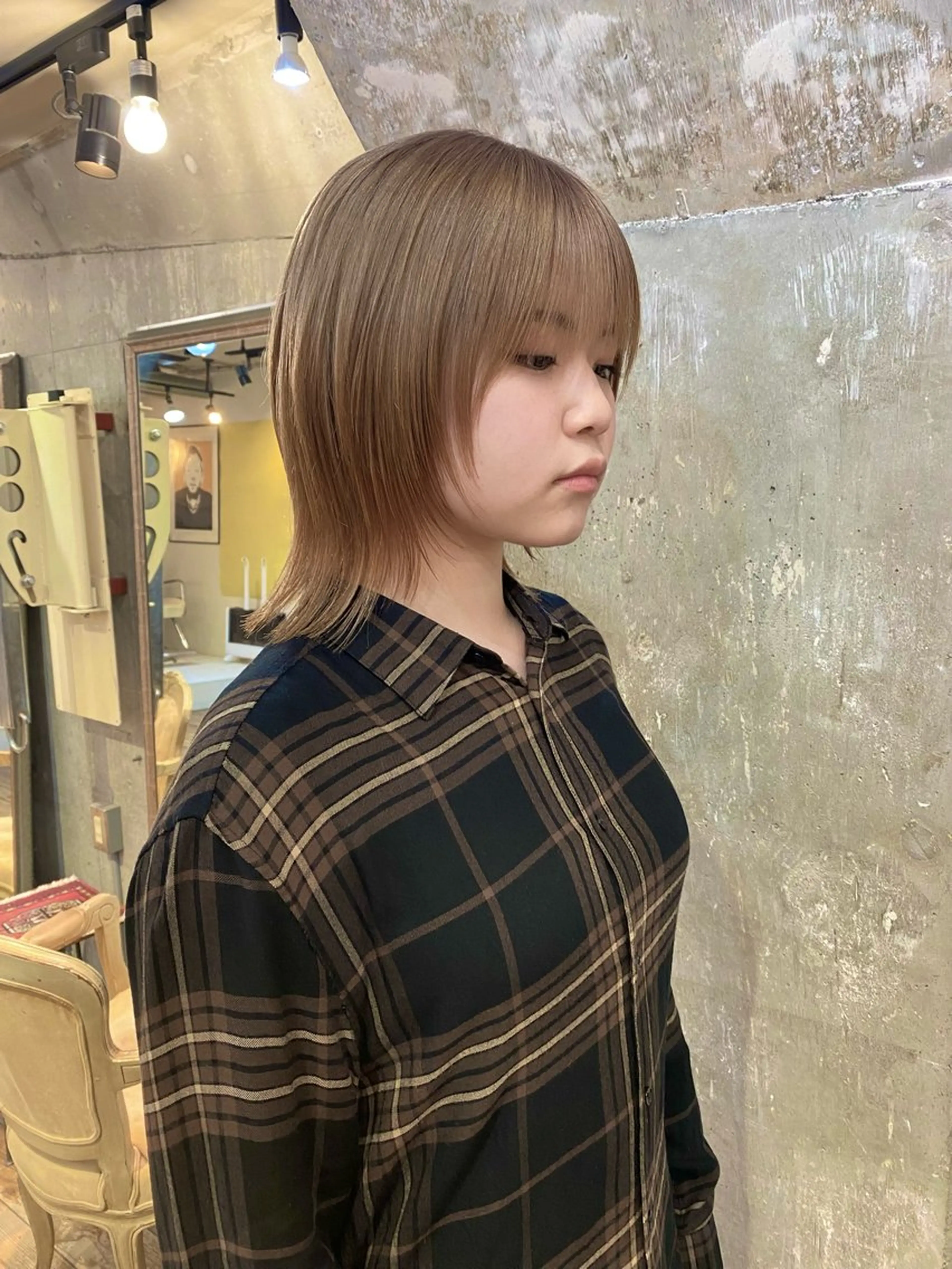 ミディアム カラー レイヤーカット ウルフカット ウルフレイヤー カット ヘアカラー トリートメント dorothy所属・KAWAHARA YUKIのヘアスタイル