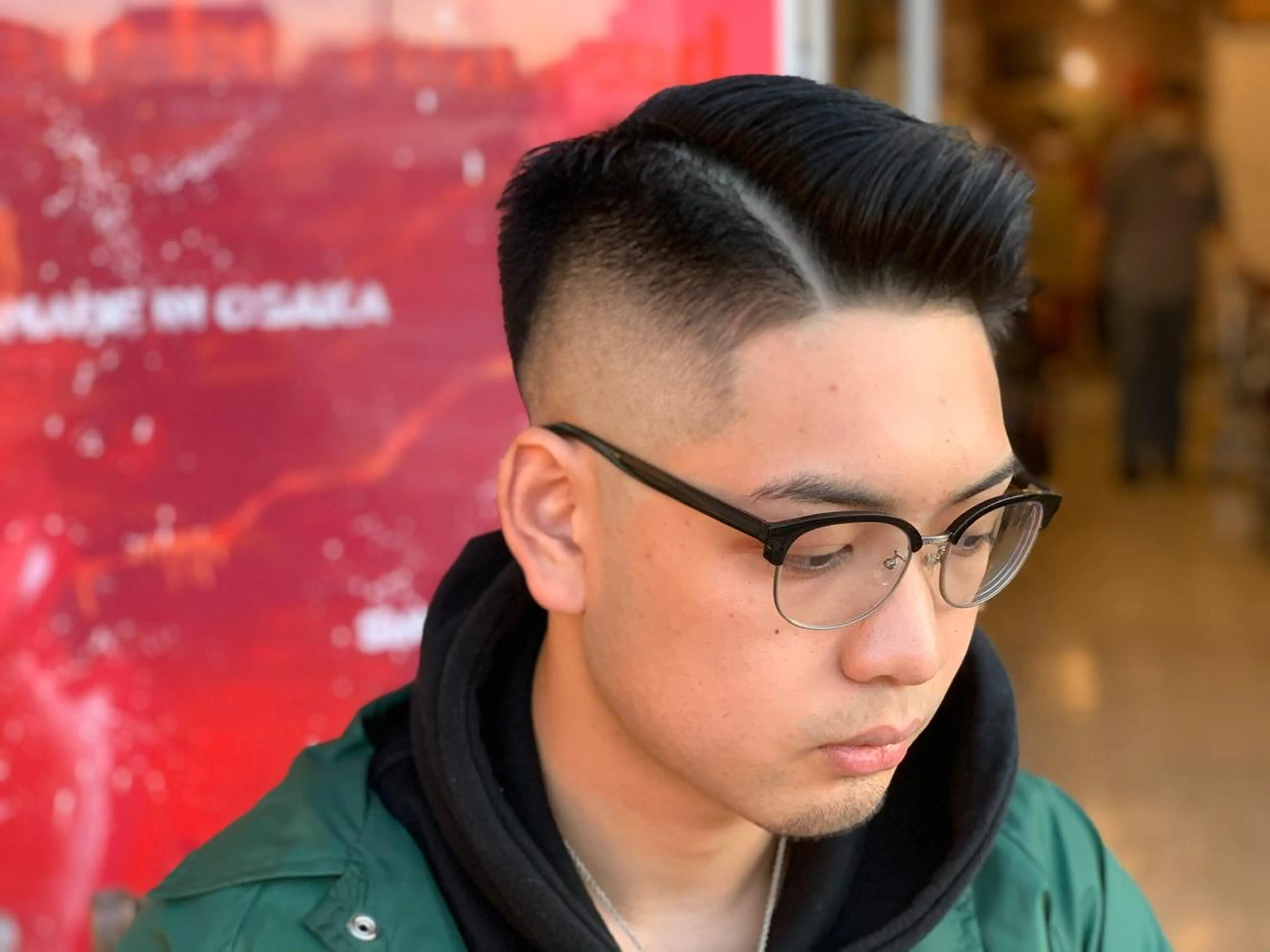 ショート カラー パーマ メンズ フェードカット 濡れパン スキンフェード 石鳶 勝のヘアスタイル