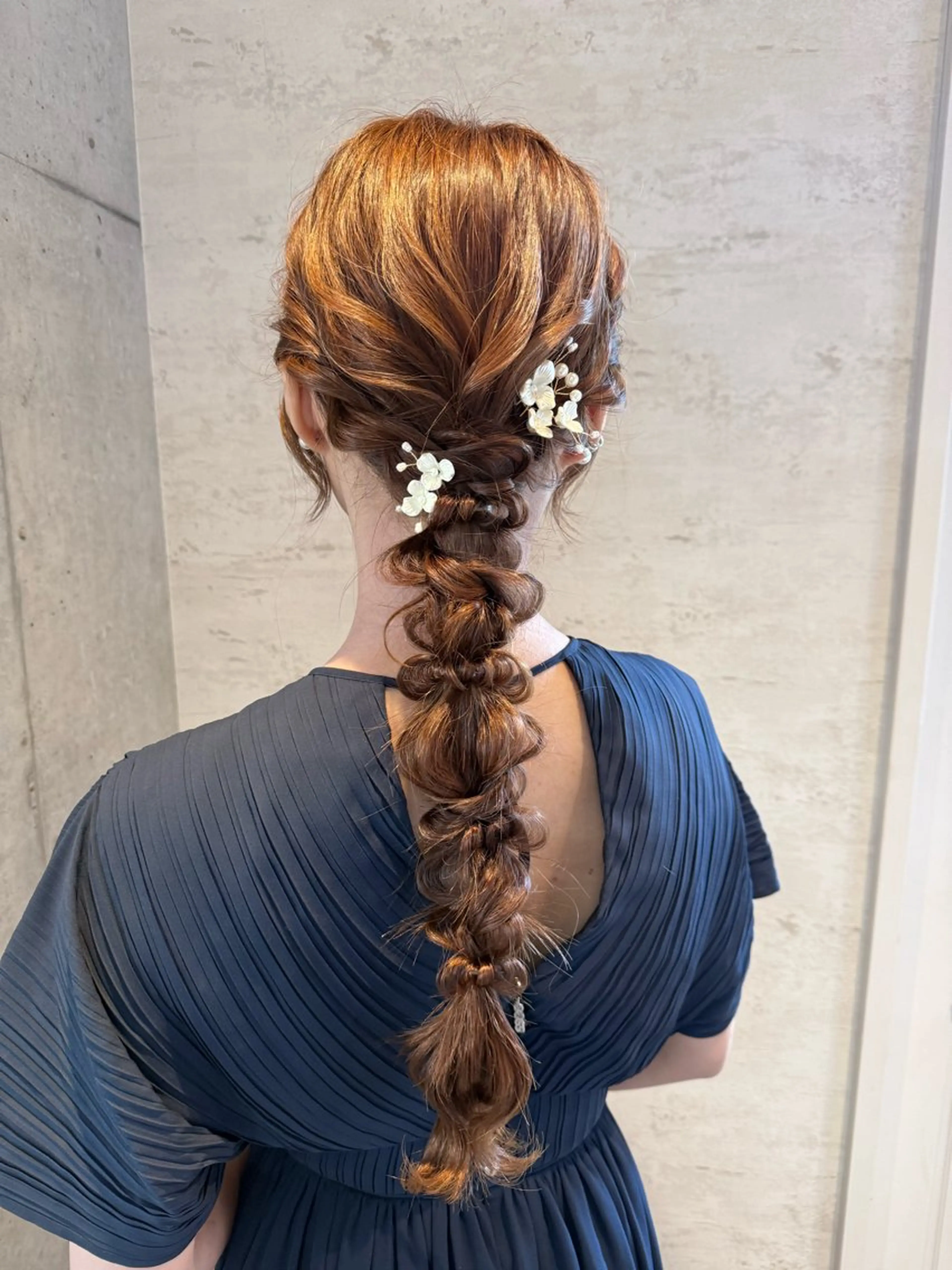 ロング ヘアアレンジ 女性に人気♪ はやしほのかのヘアスタイル