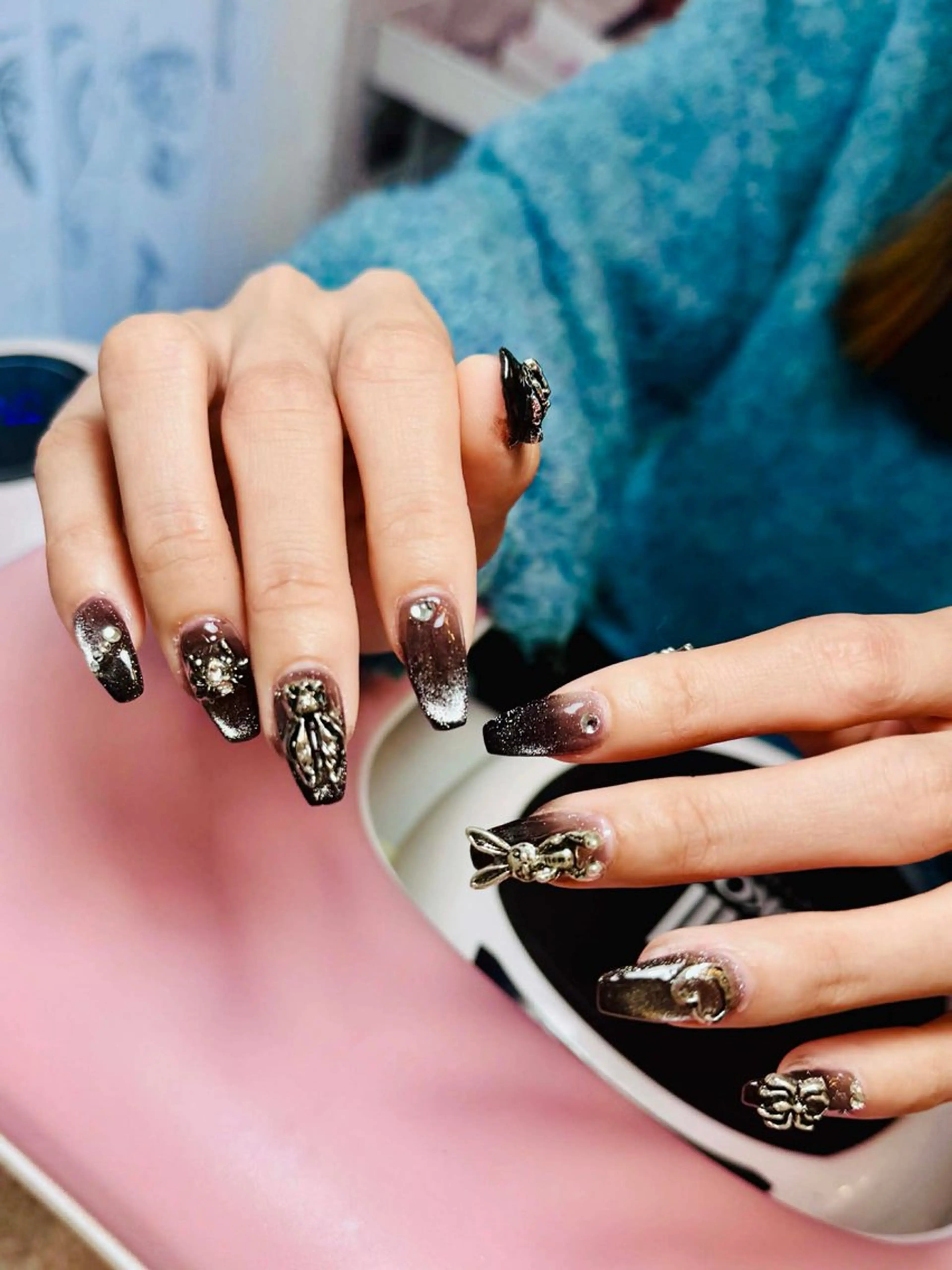 ネイル フレンチネイル グラデーション キラキラネイル 韓国ネイル マグネットネイル HIKARIHANA NAIL NANAのネイルデザイン