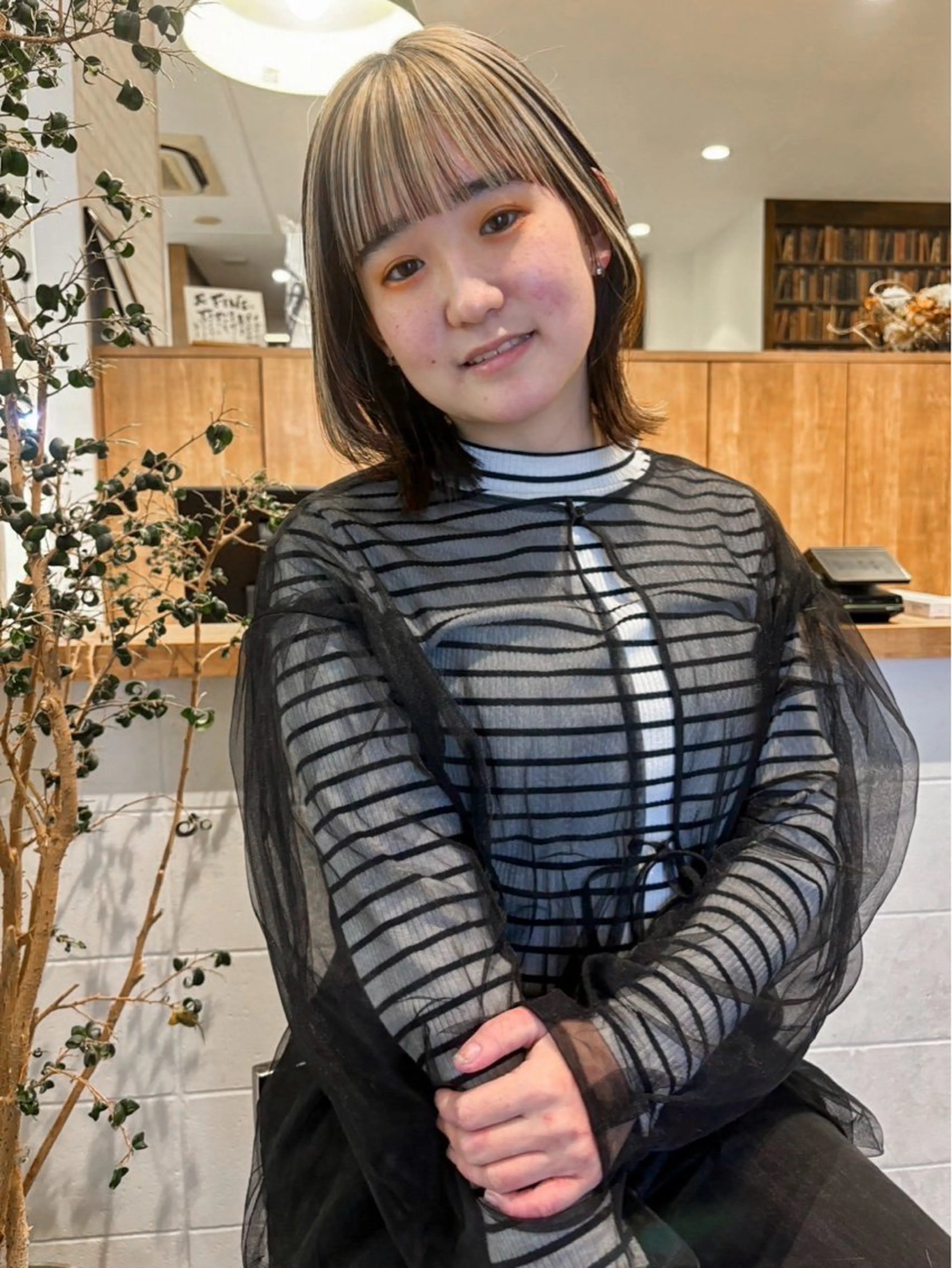 ミディアム カラー ヘアアレンジ 顔周りカット 韓国風ヘア レイヤーカット ❣️倉敷❣️美髪 カラー能登一成のヘアスタイル