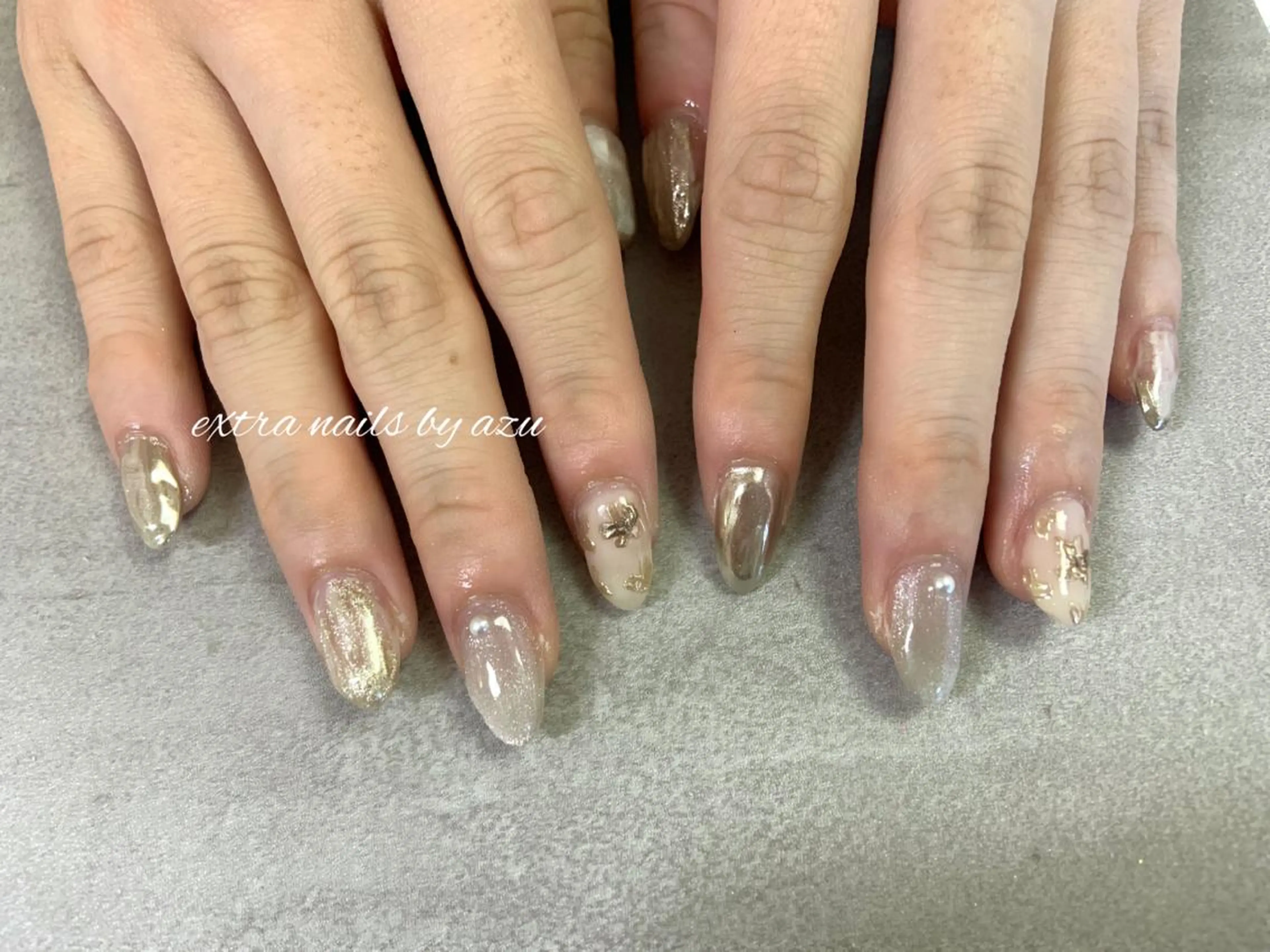 ネイル フラワーネイル ミラーネイル ニュアンスネイル ハンドネイル extranails ／lemellaのネイルデザイン