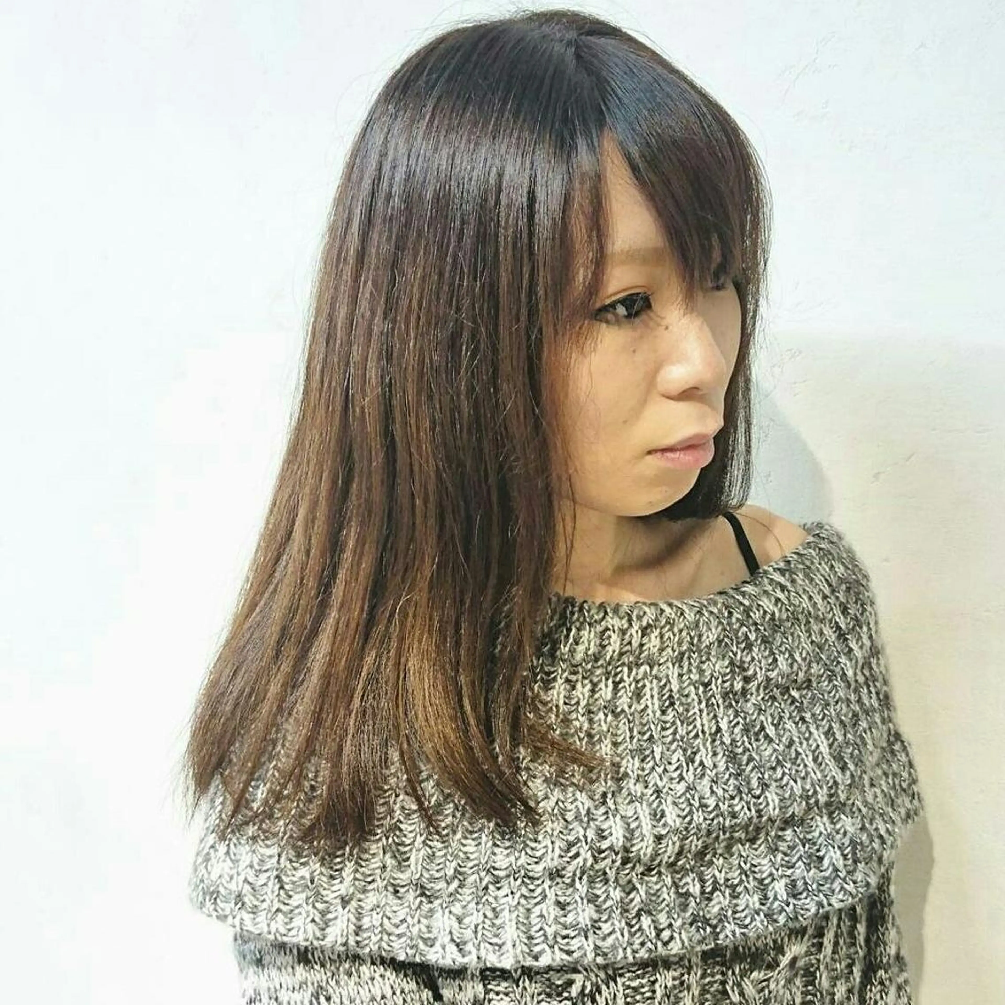 ロング カラー 透明感ハイライト◎ 伊藤夏海のヘアスタイル