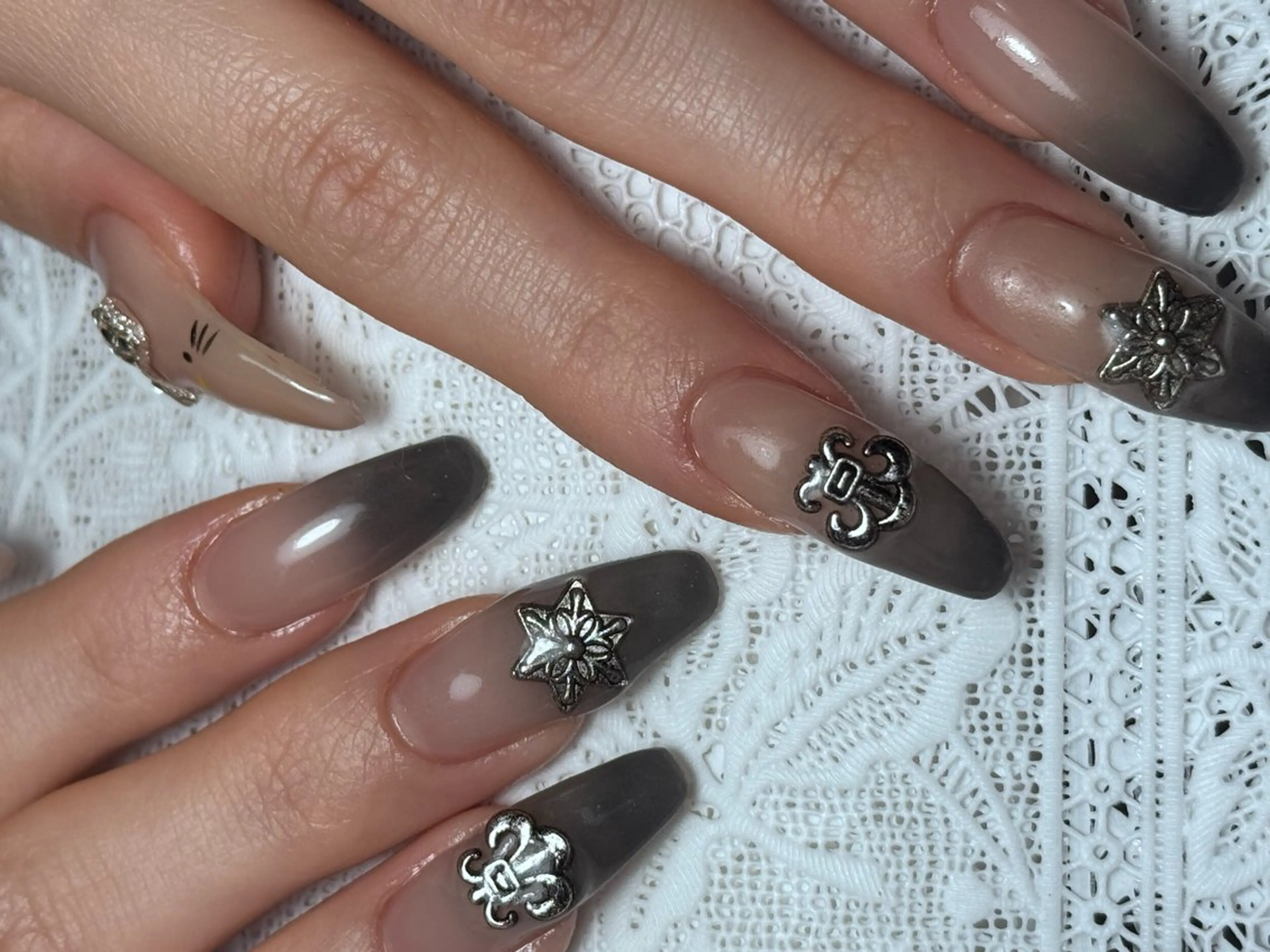 ネイル on nail 尾張旭三郷店のネイルデザイン