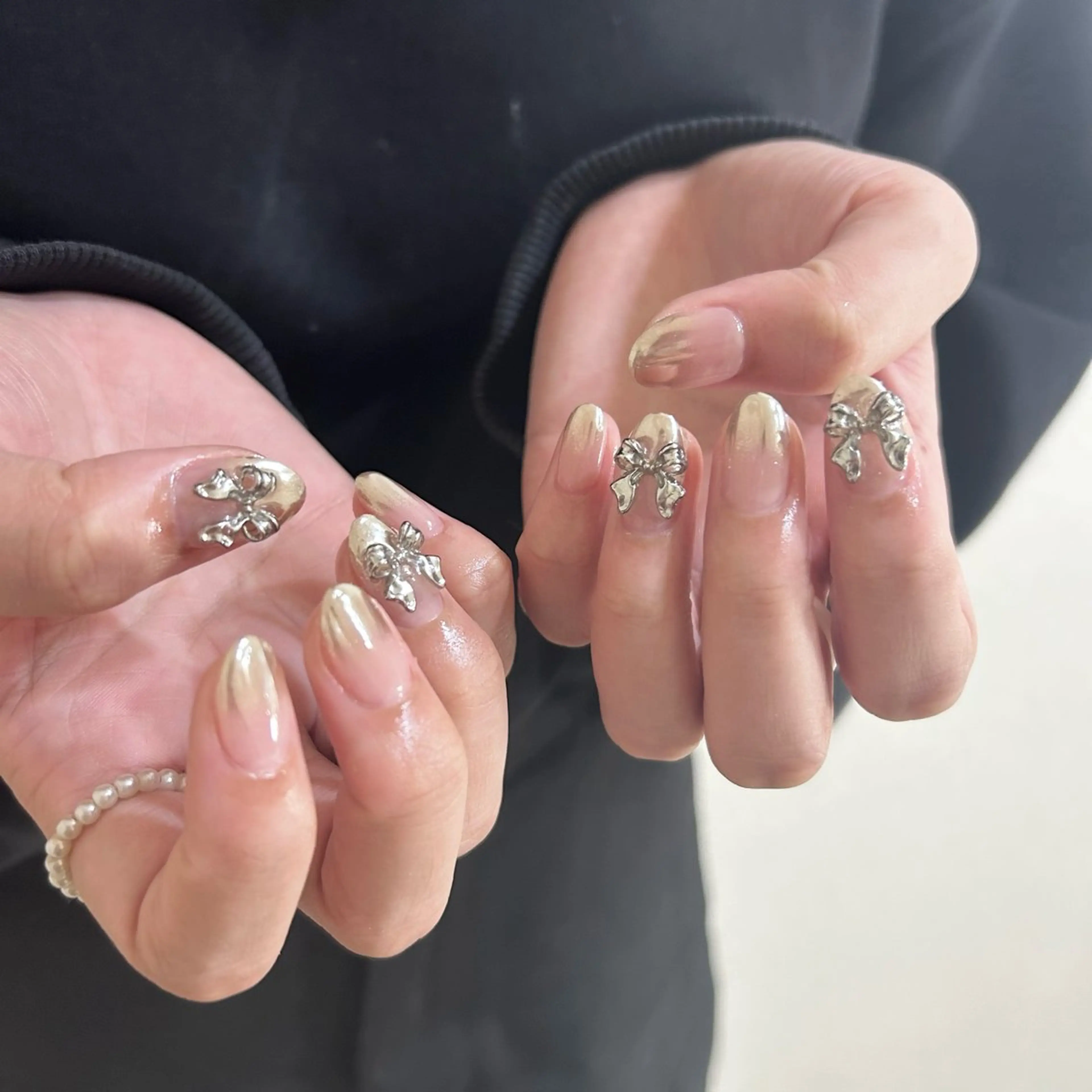 ネイル ブルー フットネイル ジェルネイル キラキラネイル 韓国ネイル RooM -mizuki-のネイルデザイン