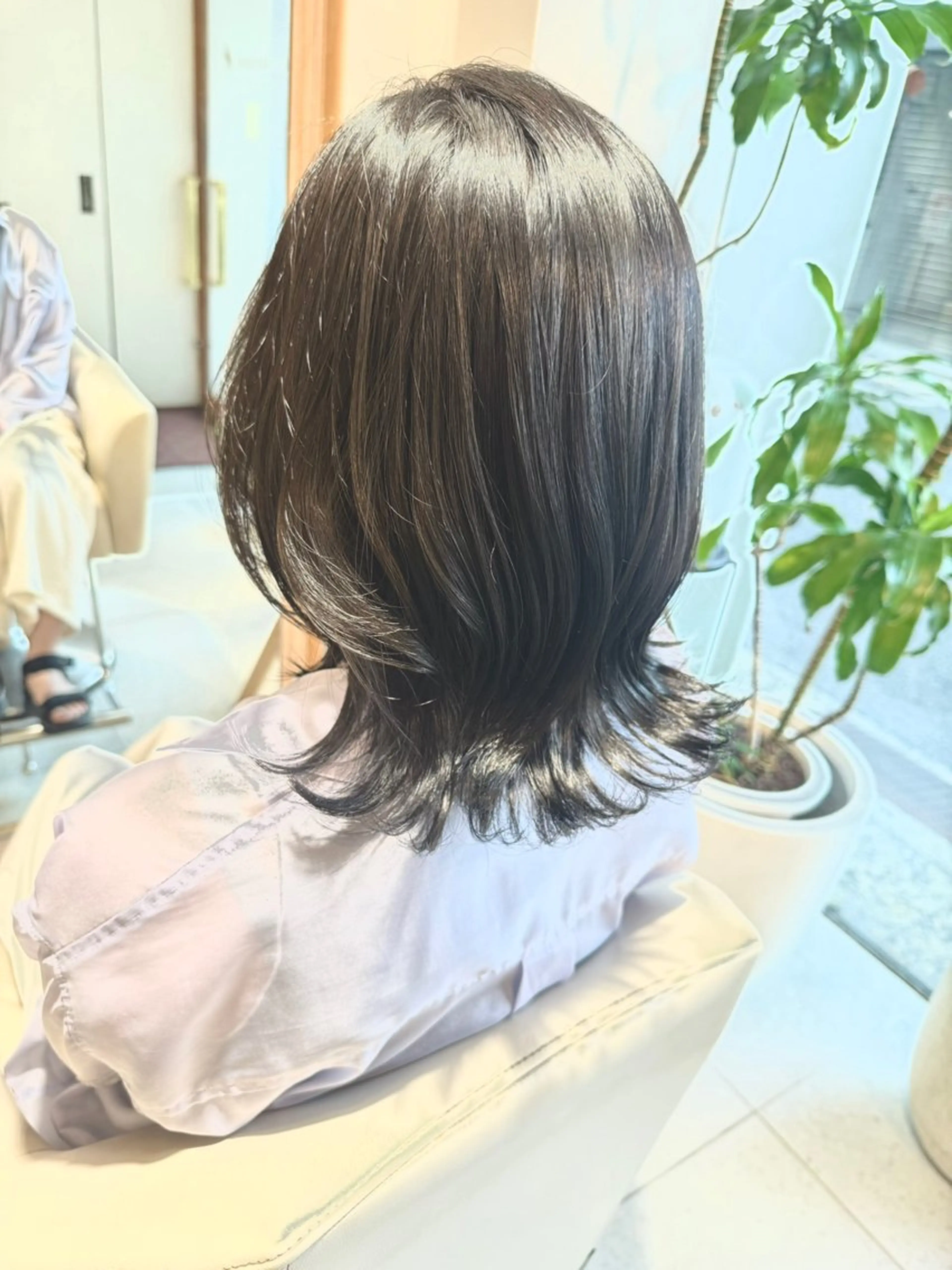 ミディアム カラー カット ヘアカラー トリートメント 安永 涼のヘアスタイル