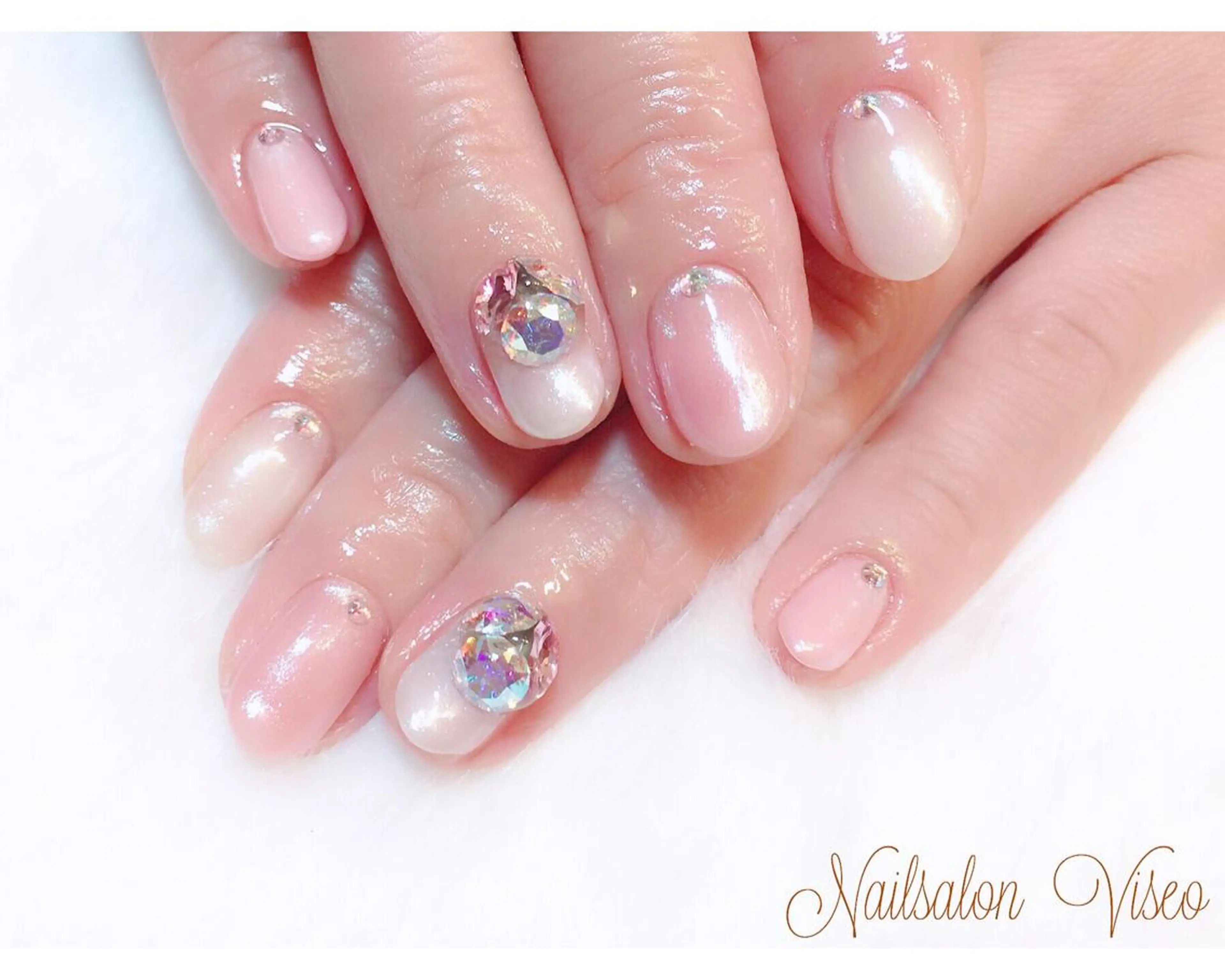 ネイル Viseo《6週間 長持ちパラジェル》のネイルデザイン