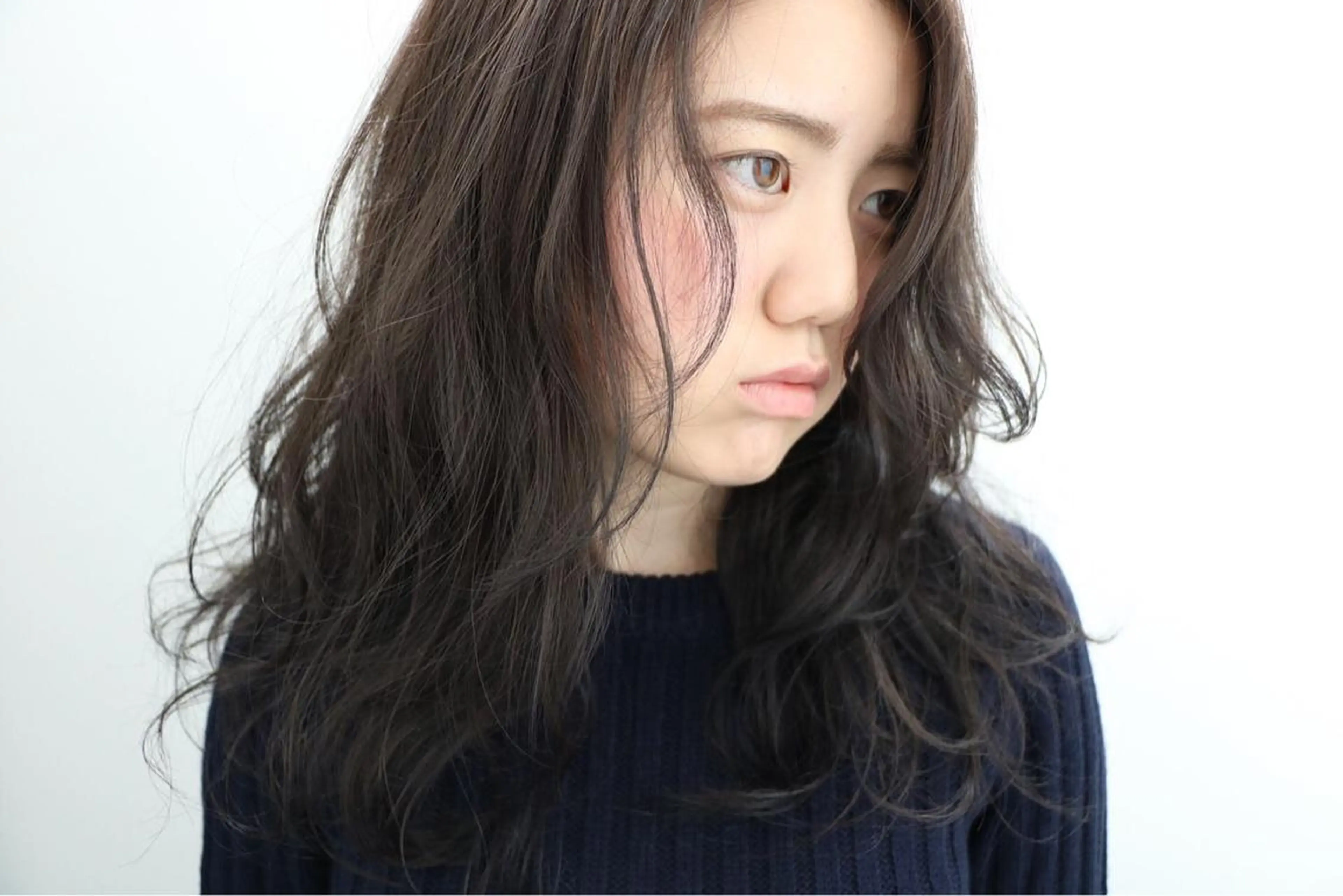 ロング カラー グレージュ soins de MaLilyのヘアスタイル
