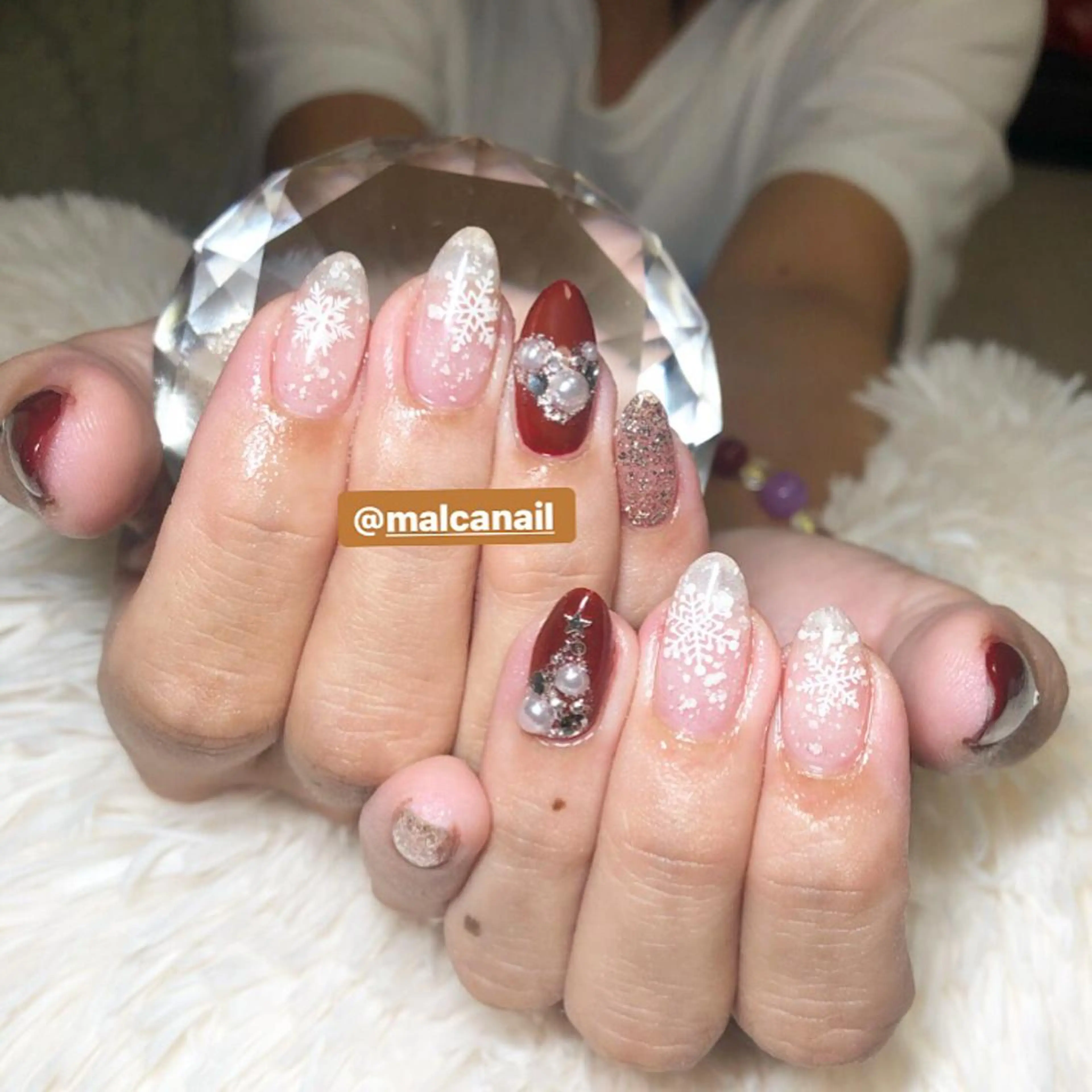 ロング カラー パーマ ヘアアレンジ キッズ ネイル マツエク・マツパ ハンドネイル MALCAnail(マルカネイル)所属・荒木 莉奈のネイルデザイン