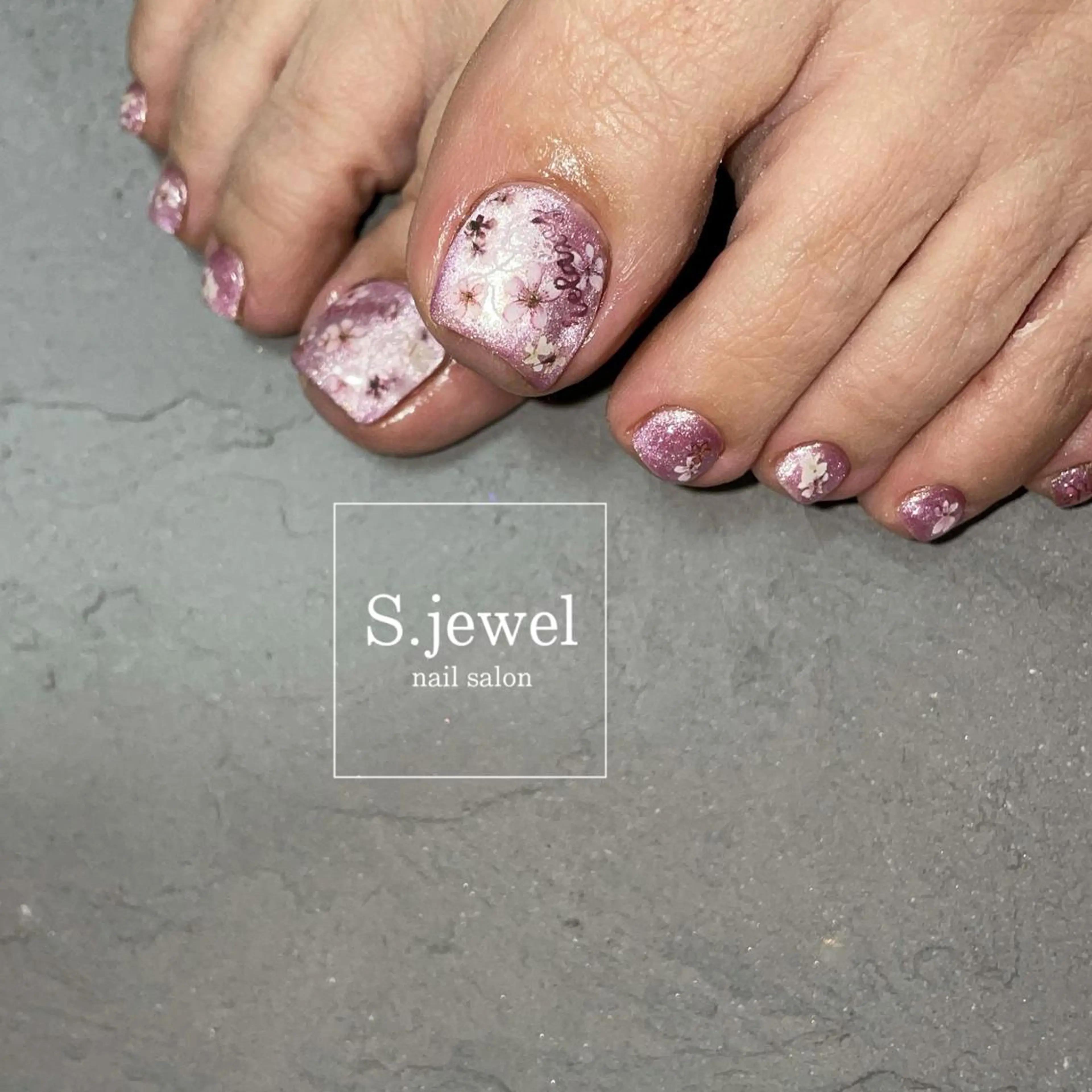 ネイル S. JEWELのネイルデザイン