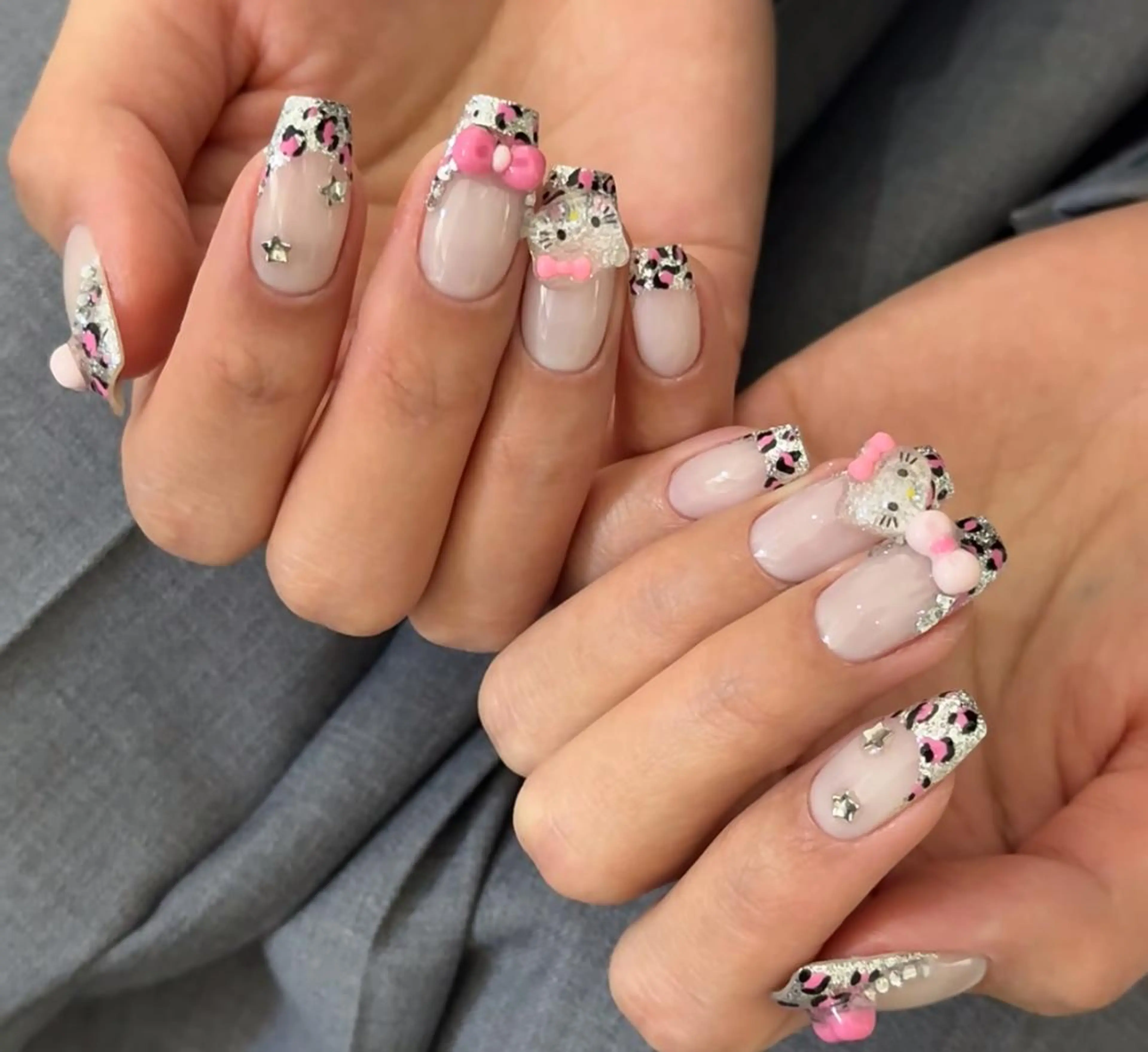 ネイル ハンドネイル 🎀 Ayaka_nailのネイルデザイン