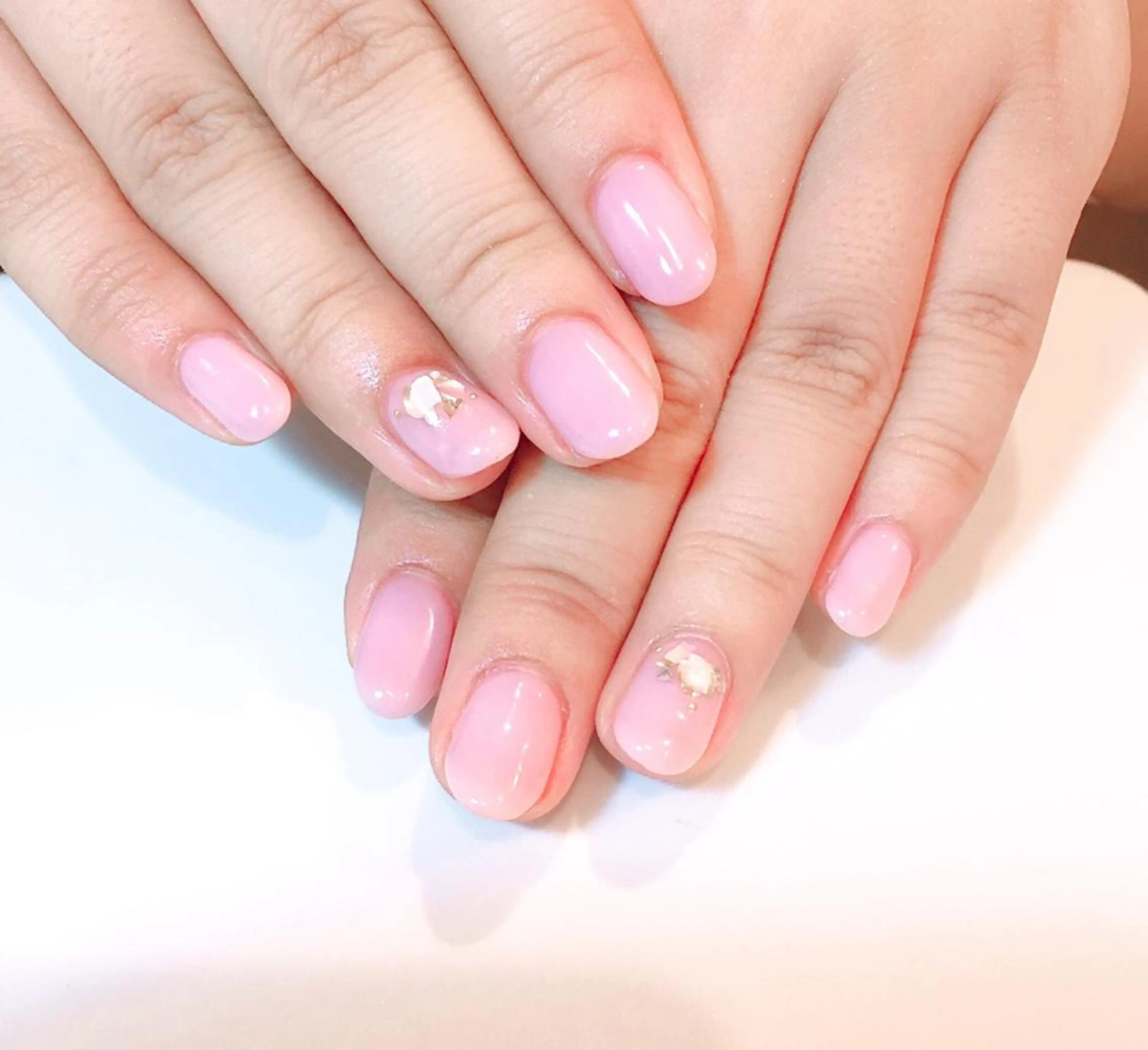 ネイル オフィスネイル ピンク シンプルネイル nailsalon SIMB.のネイルデザイン