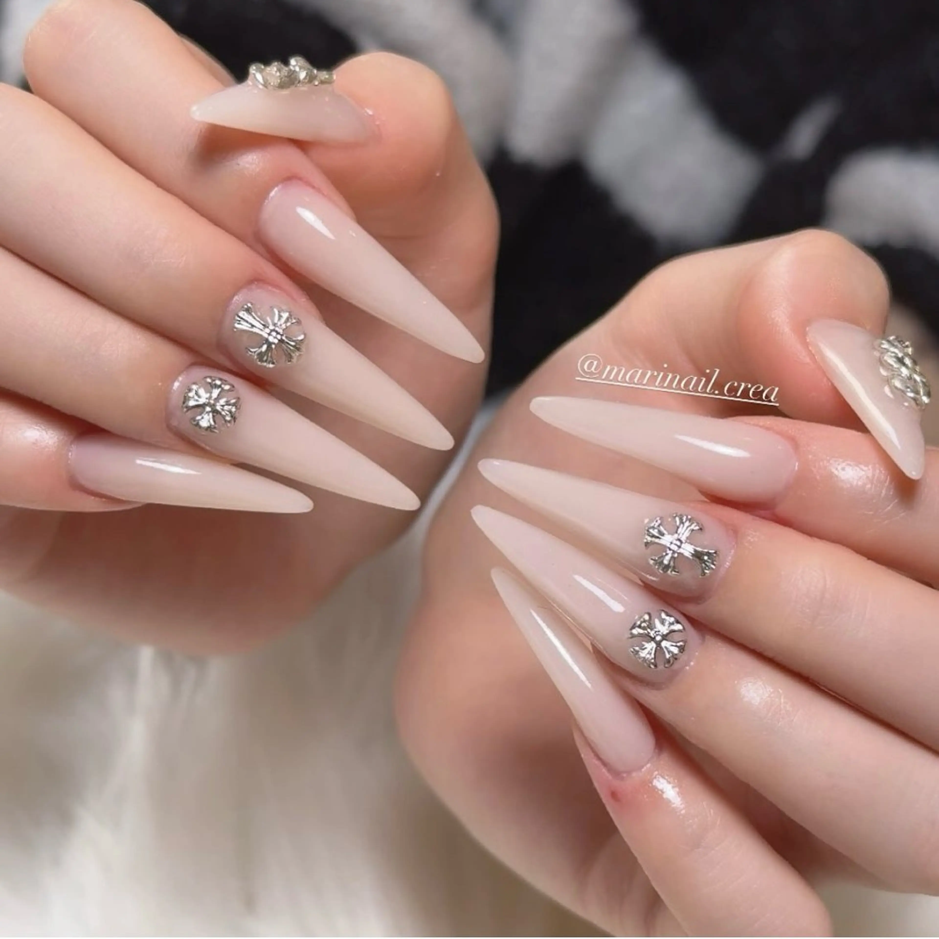 スカルプ🤍ワンカラー(ケア.オフ込み.アート別)の写真