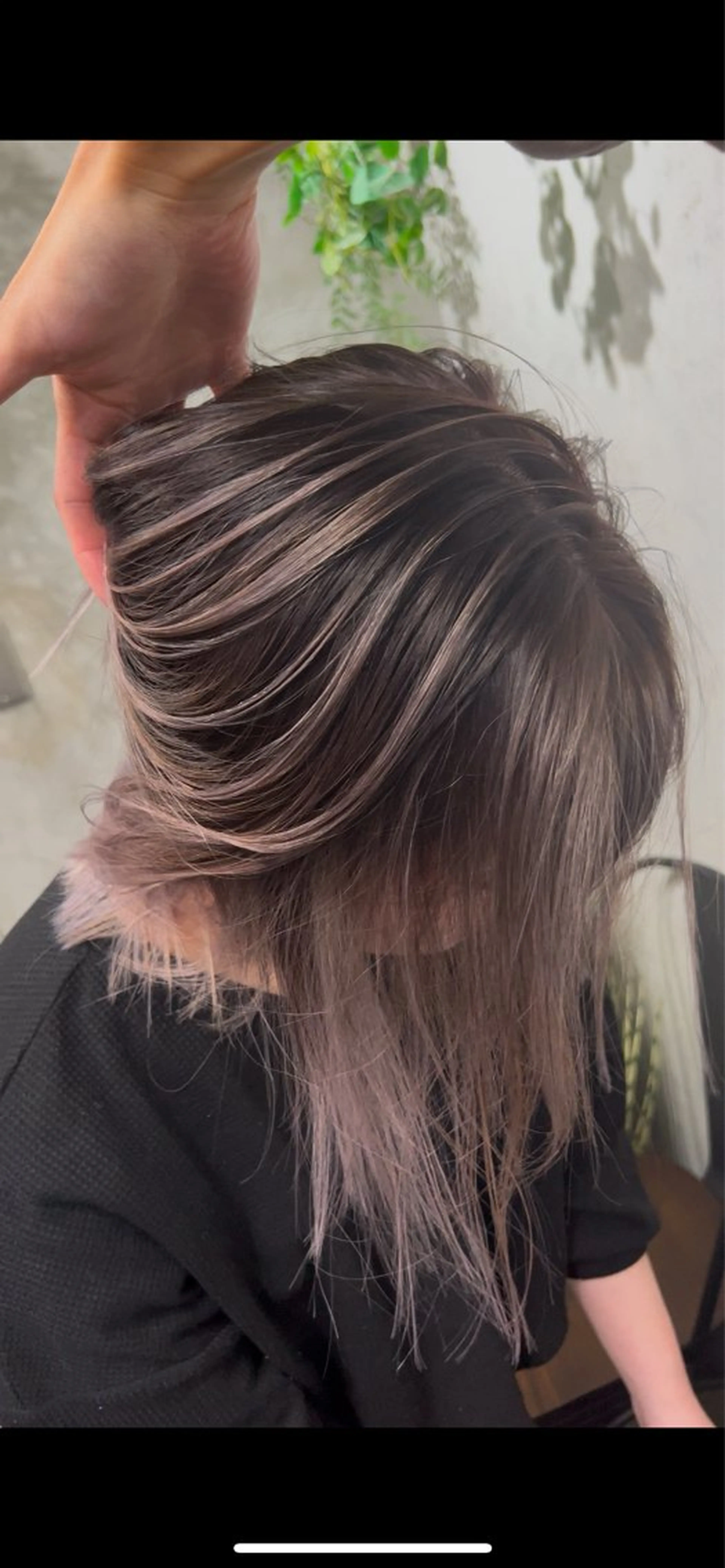 ミディアム レイヤーカット 【大人海外ヘア】✨️ 横山晃基のヘアスタイル