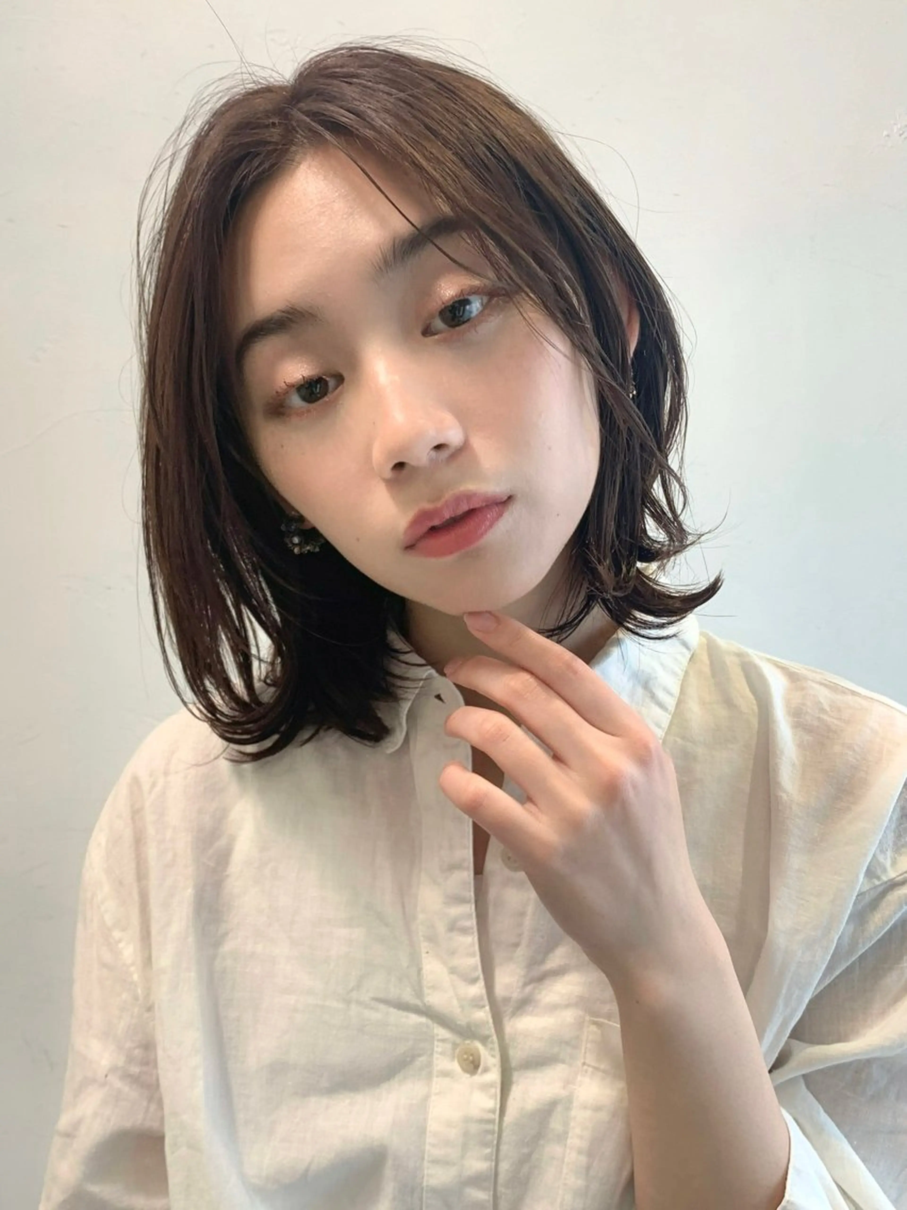 ミディアム 米澤 由衣のヘアスタイル