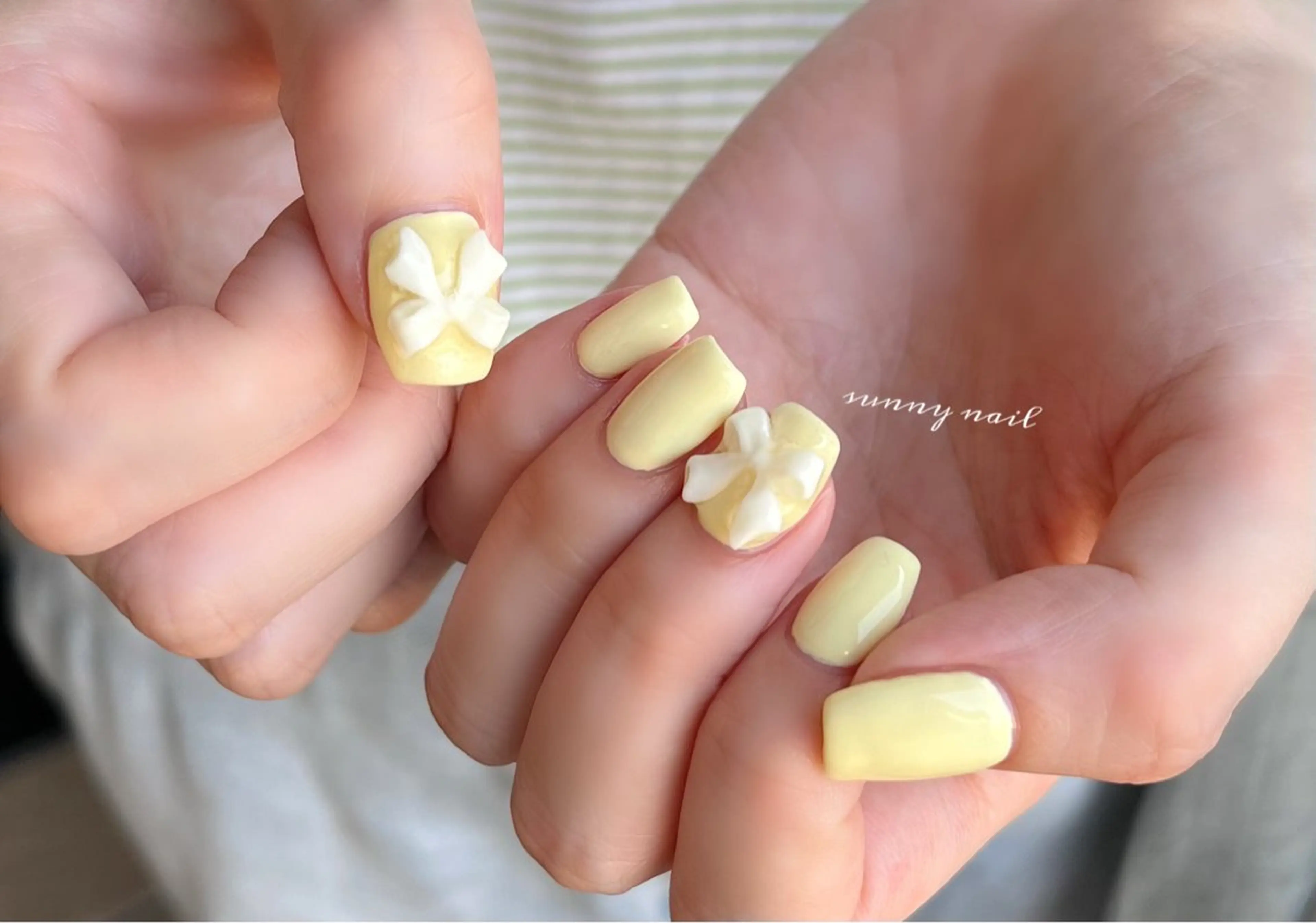 ネイル ジェルネイル パラジェル リボン 黄色 sunny nailのネイルデザイン