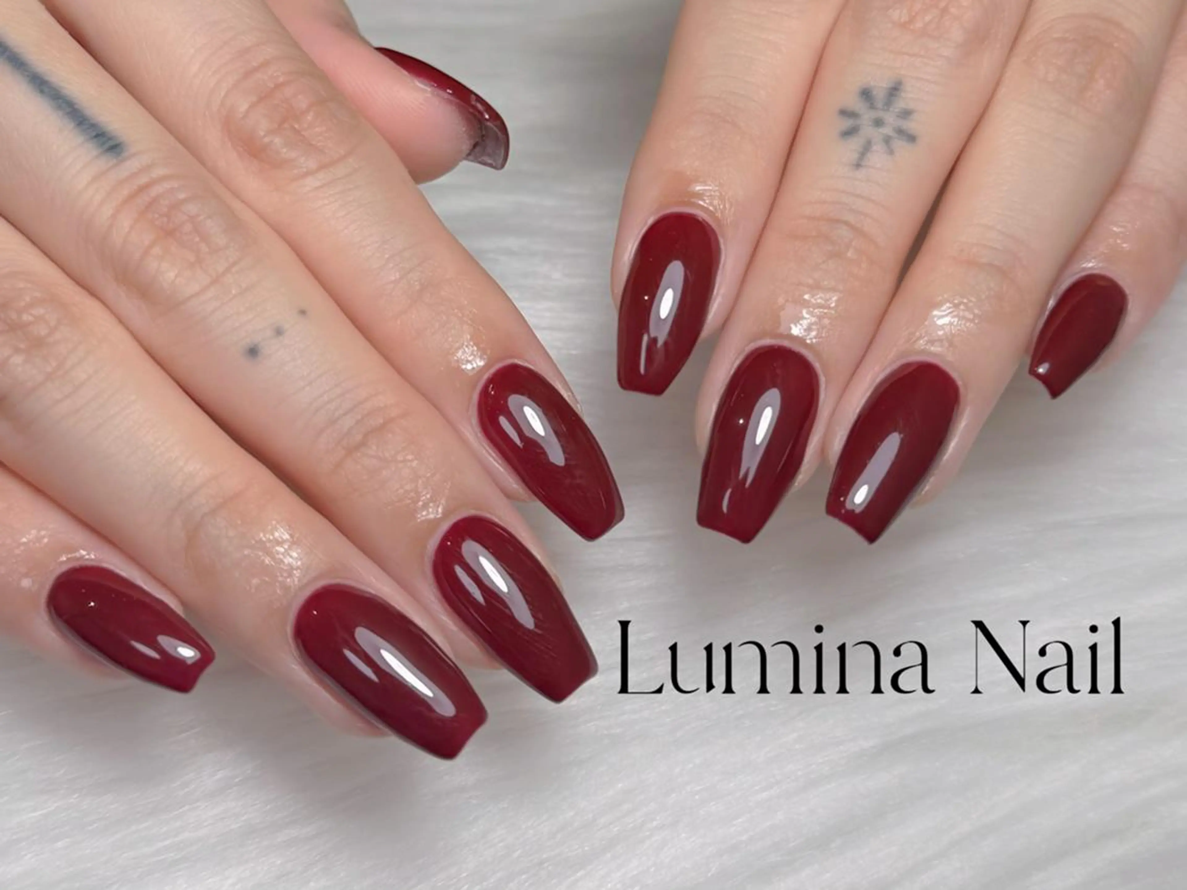 ネイル ハンドネイル ハンドケア LUMINA NAYAのネイルデザイン