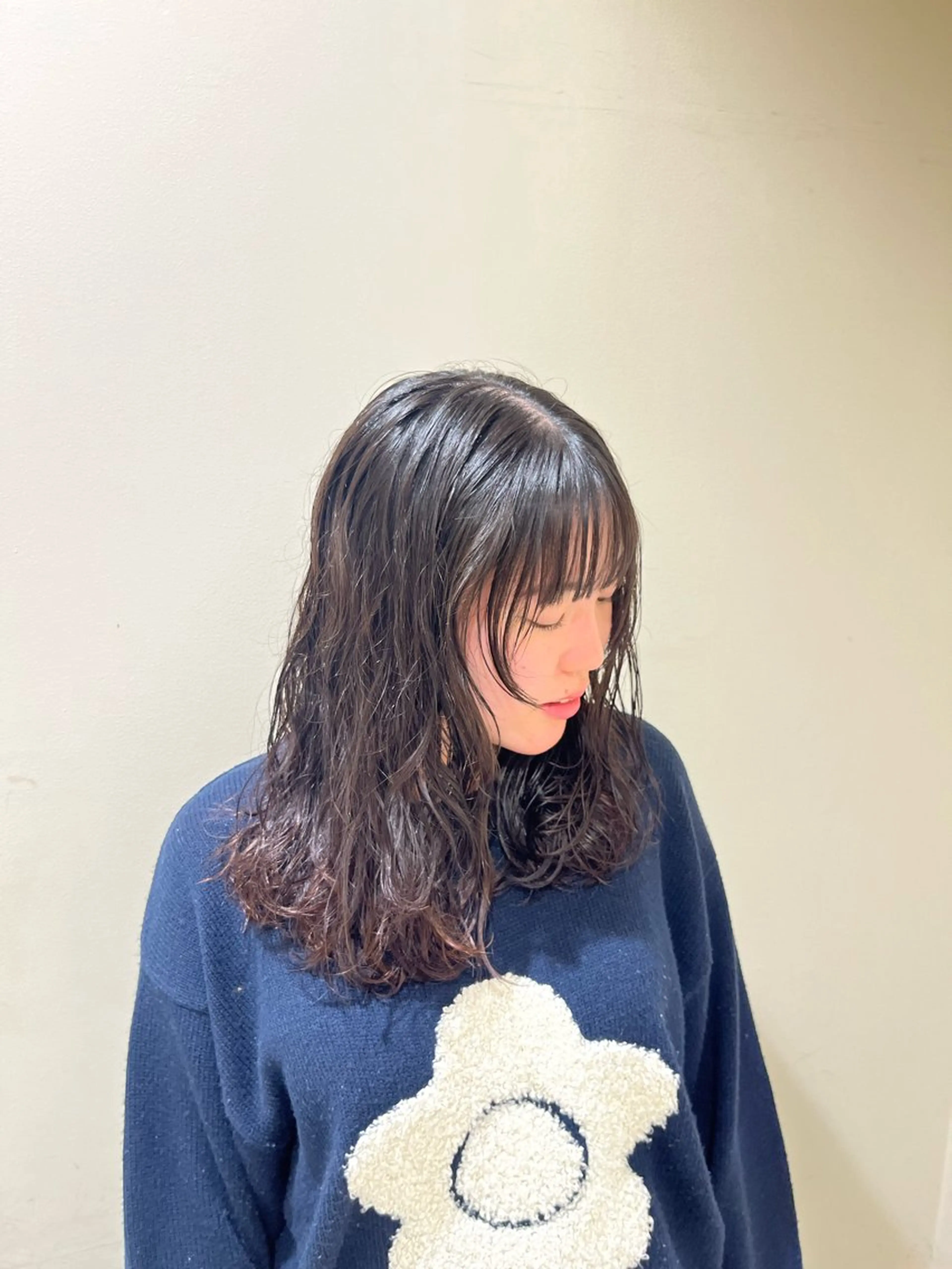 セミロング パーマ セミロングパーマ カット パーマ トリートメント 山口 陸のヘアスタイル
