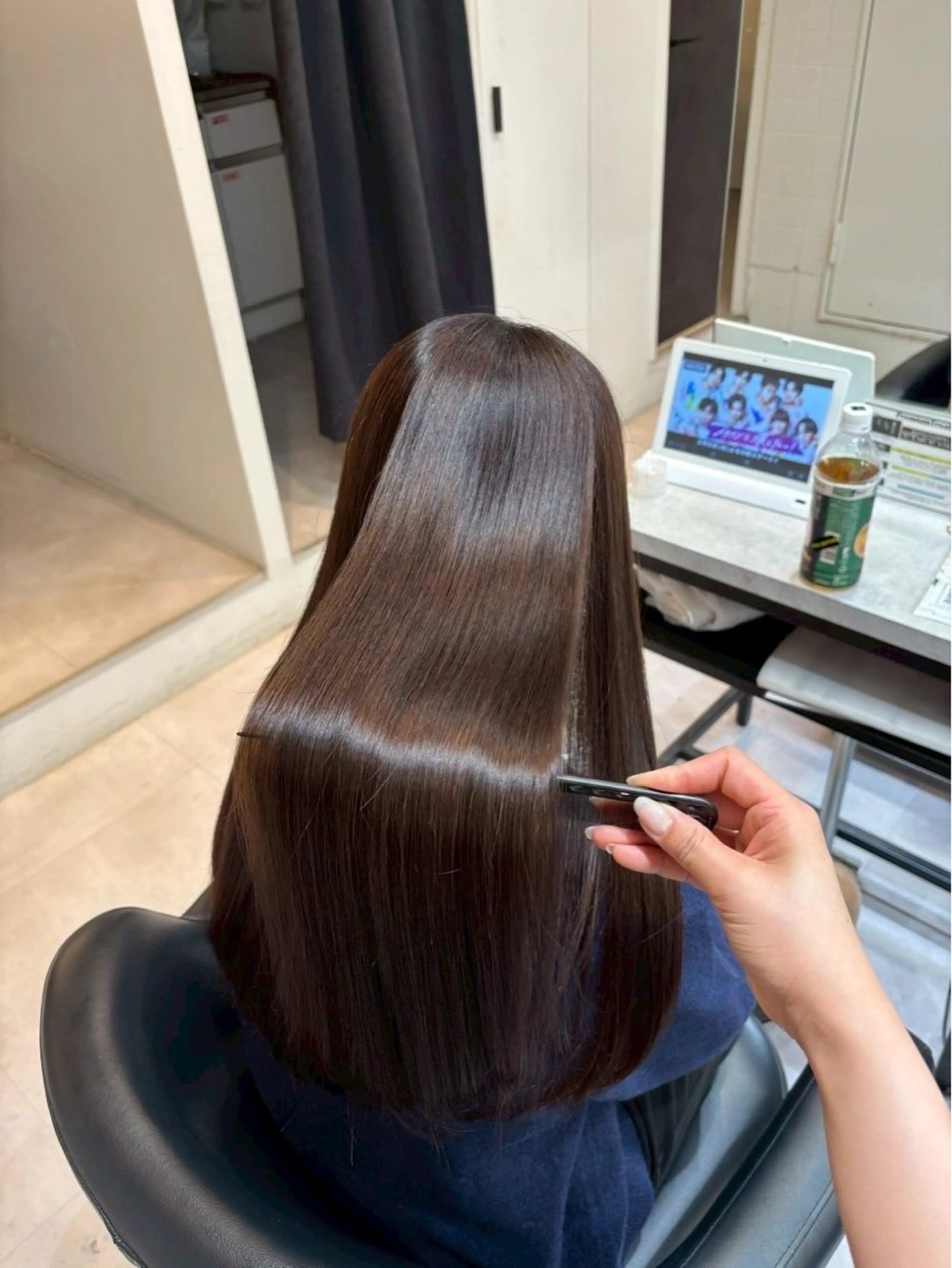 ロング 髪質改善 💠 韓国風うる艶/シオリのヘアスタイル