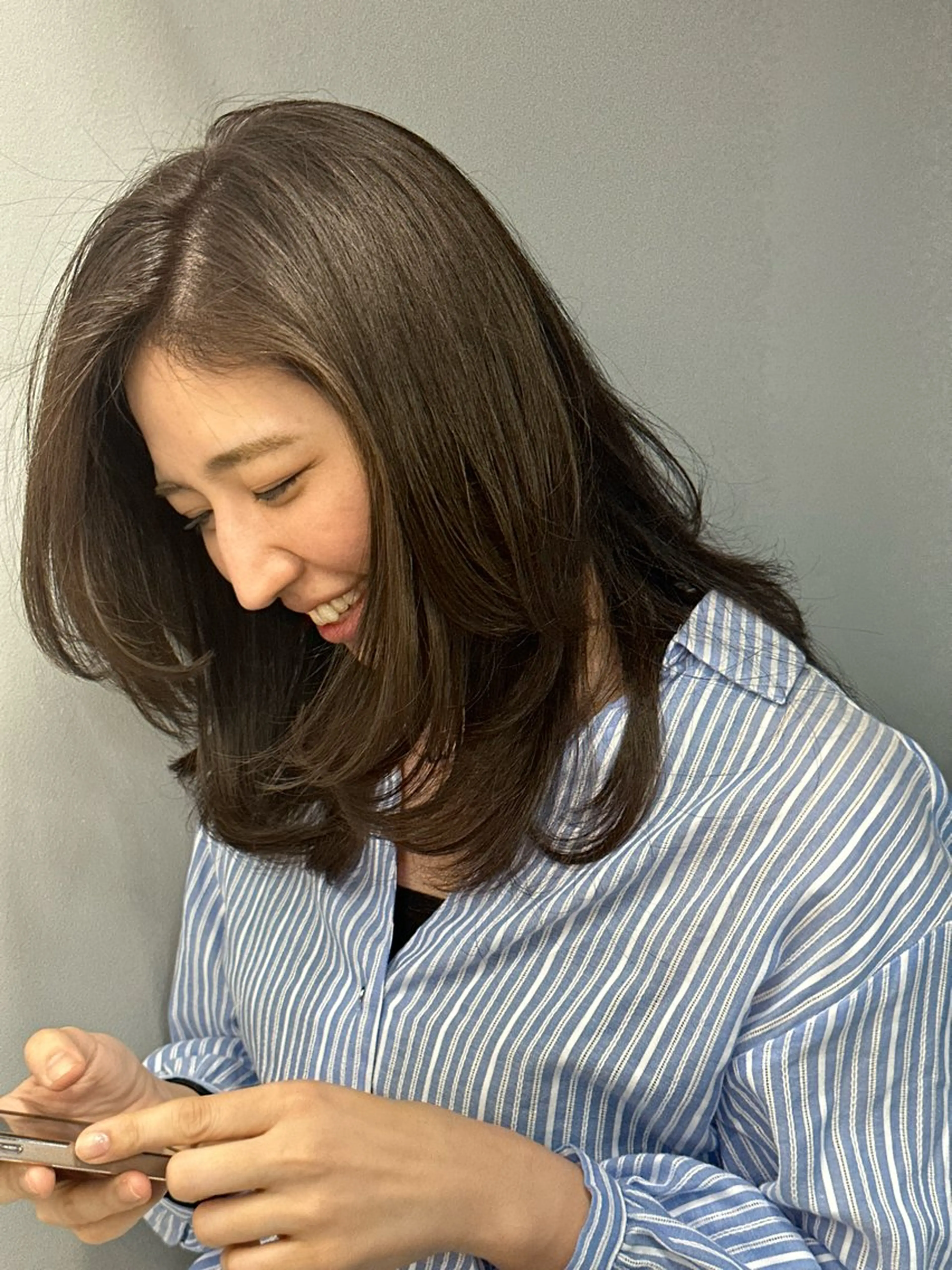 ミディアム 星野 菜月のヘアスタイル