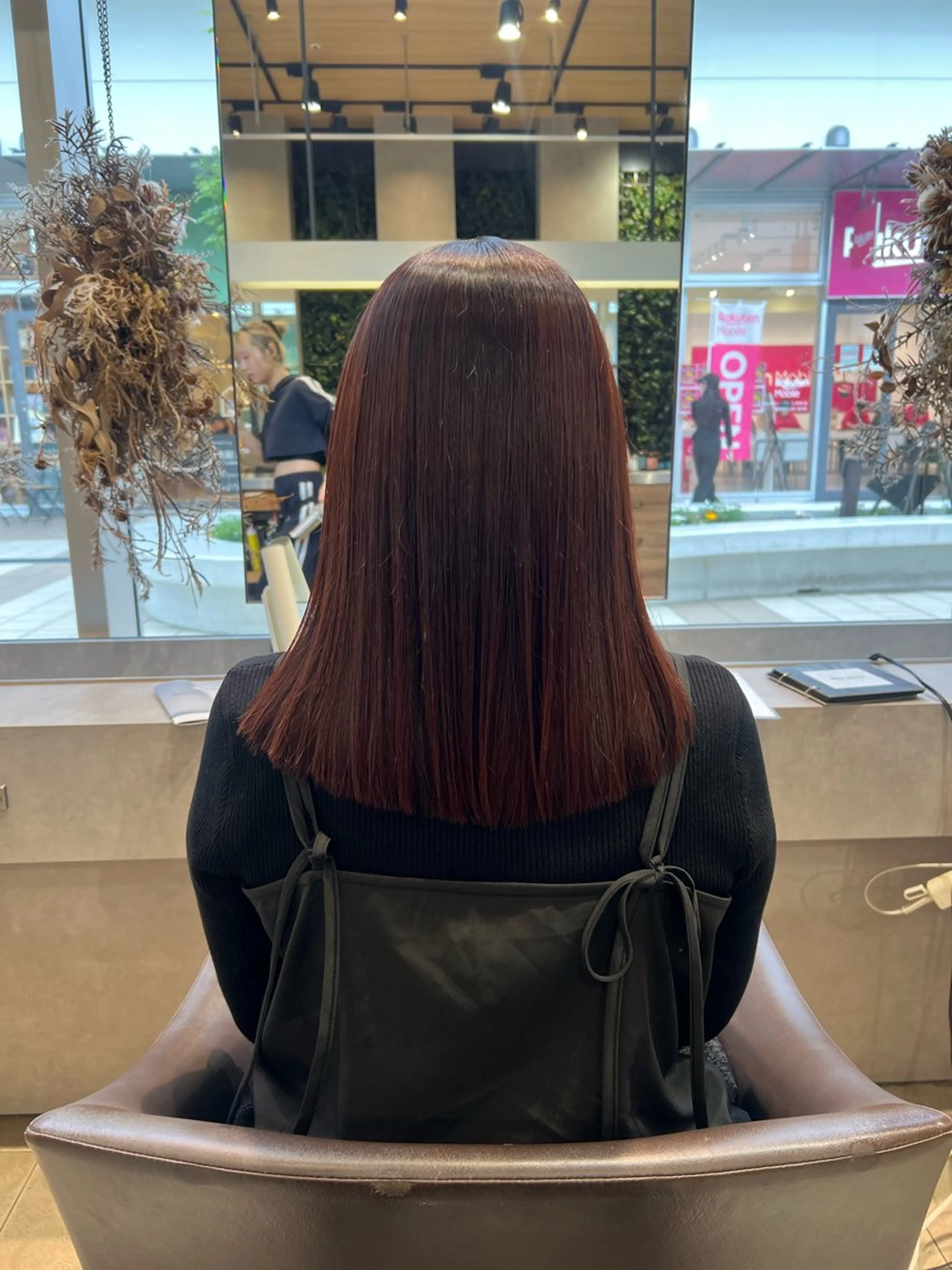 セミロング カラー パーマ 髪質改善 🫧Ai/ ロロネー森ノ宮💖のヘアスタイル