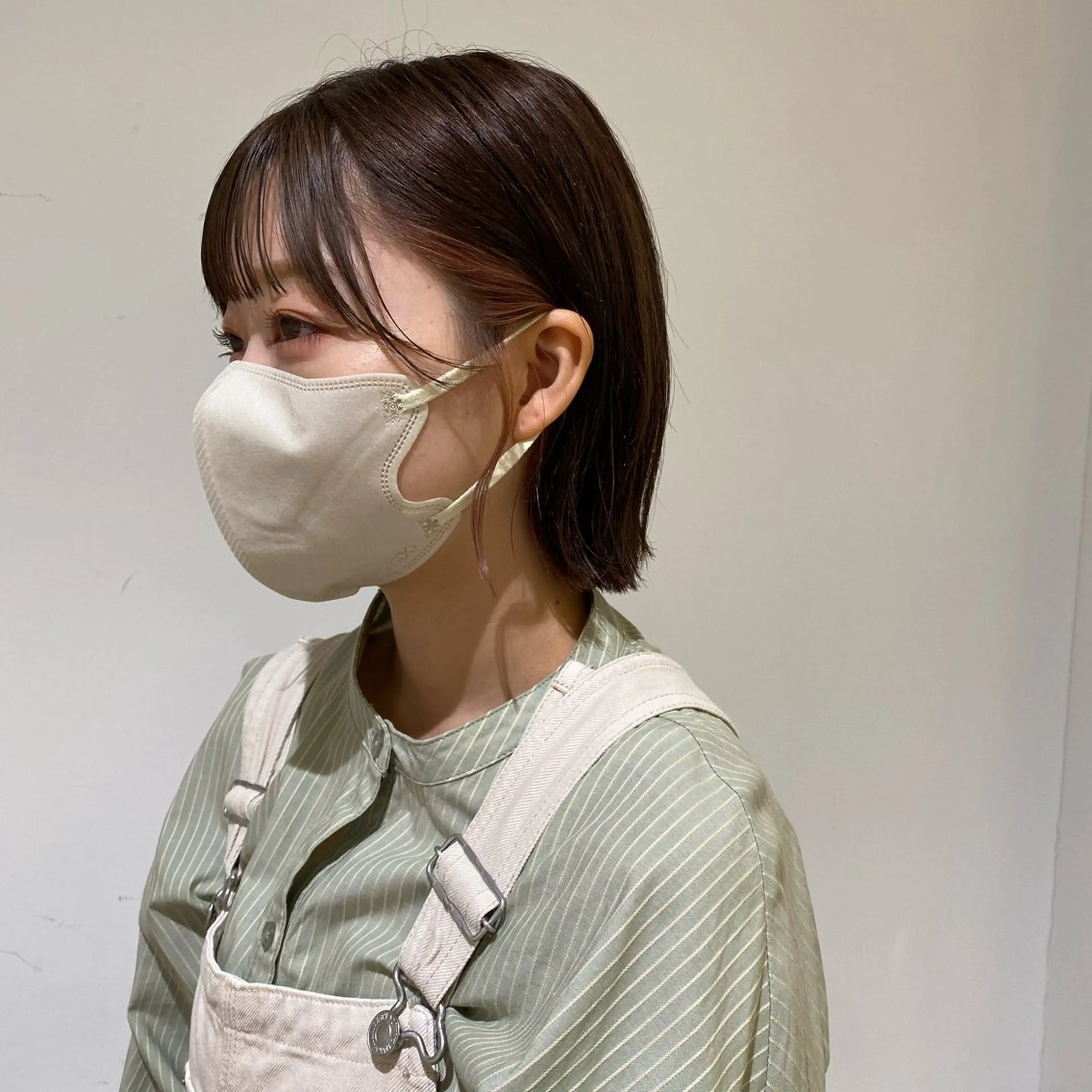 ショート ボブ ボブインナー ヘアカラー 神奈川大学最寄り白楽 三本松巧のヘアスタイル