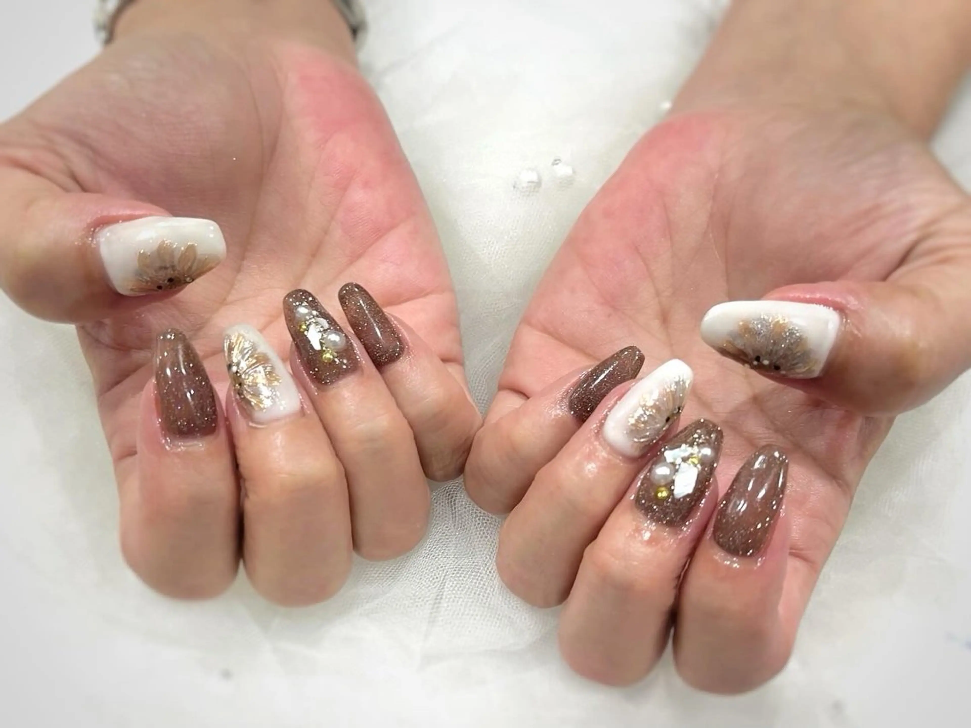 ネイル フラッシュネイル ミラーネイル ハンドネイル Nail salon Cielel⟡Ayaのネイルデザイン
