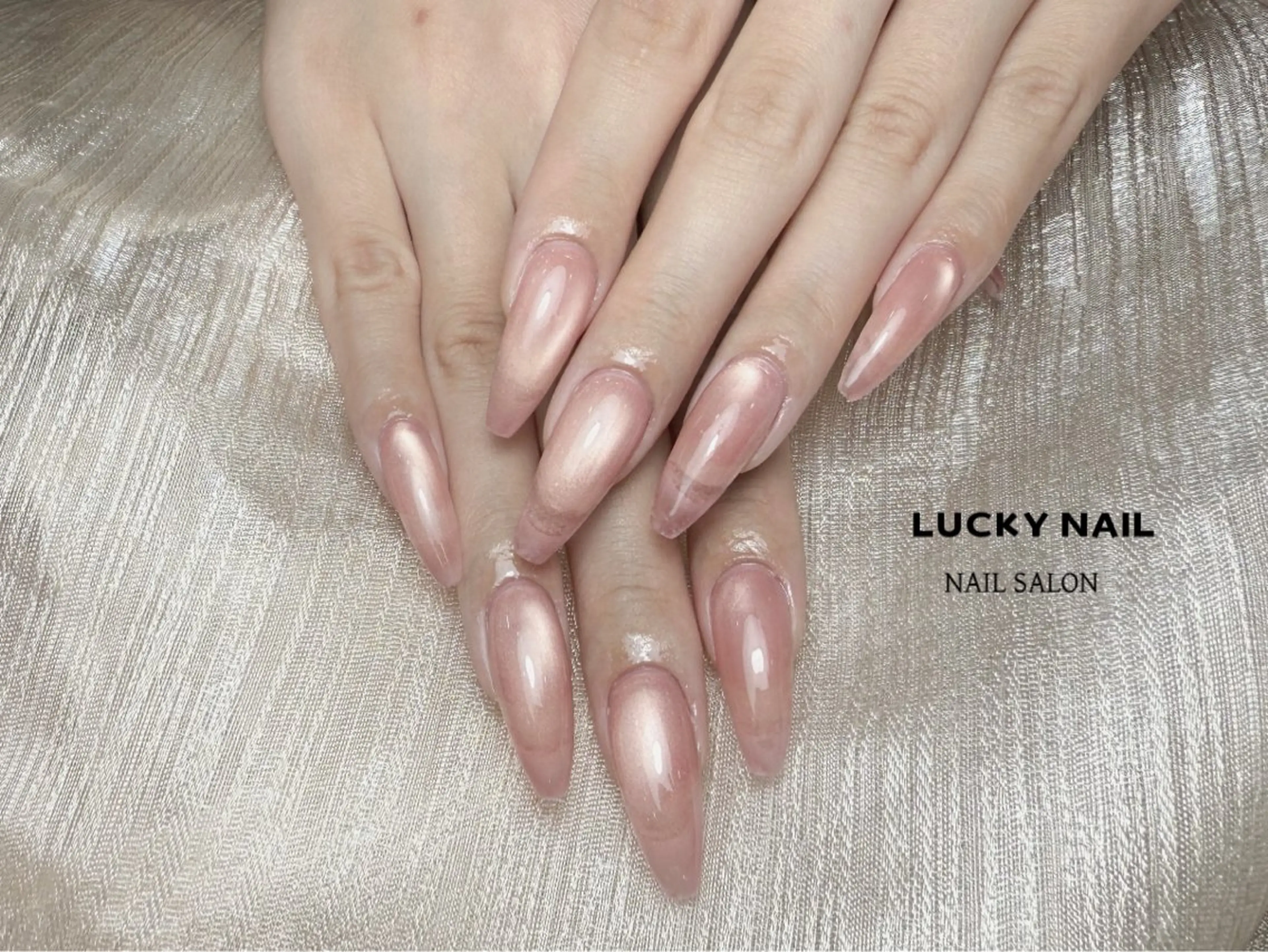 ネイル LUCKY NAILのネイルデザイン