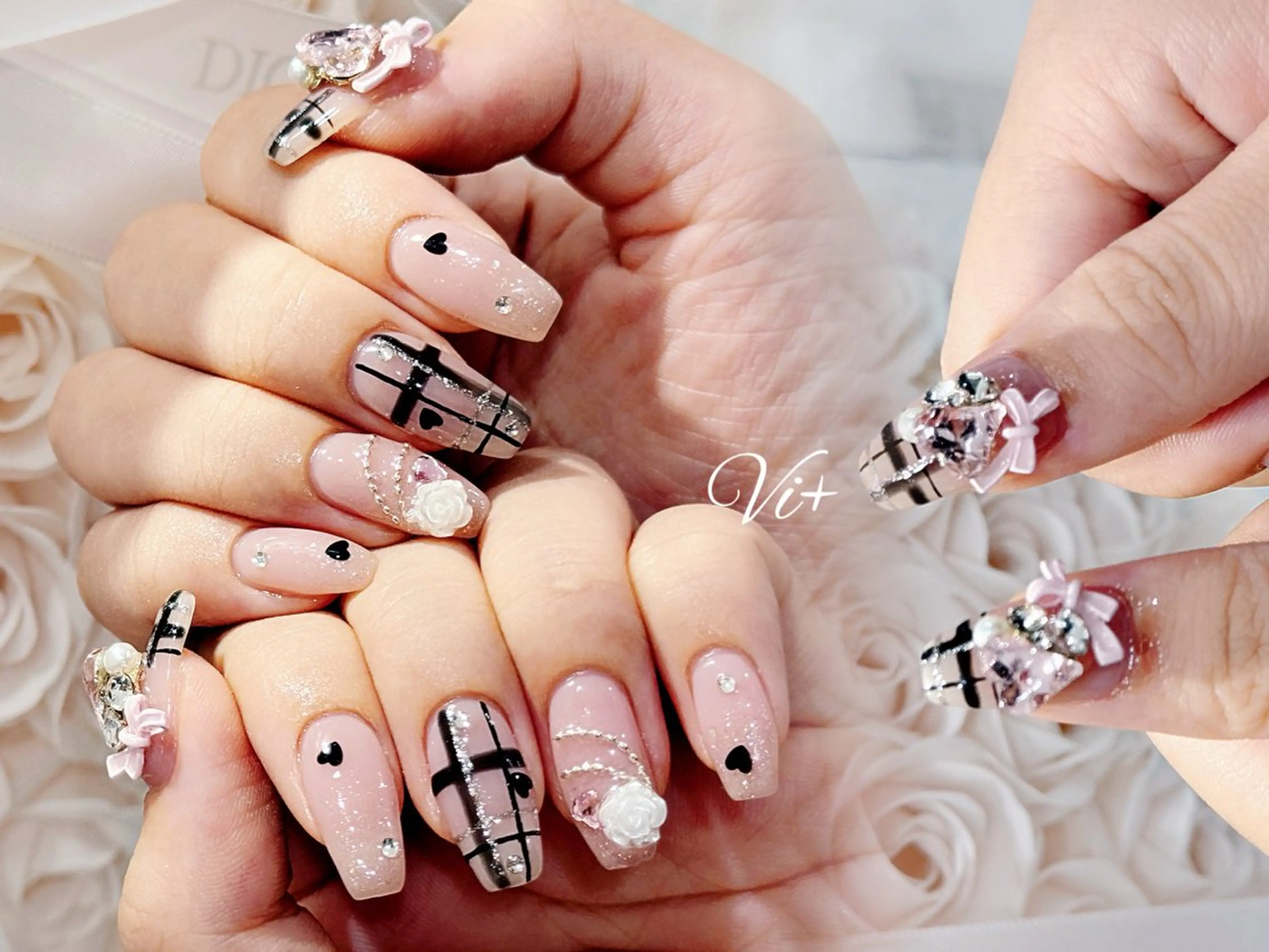 ネイル ハンドネイル ✨Nailsalon Vi+✨のネイルデザイン