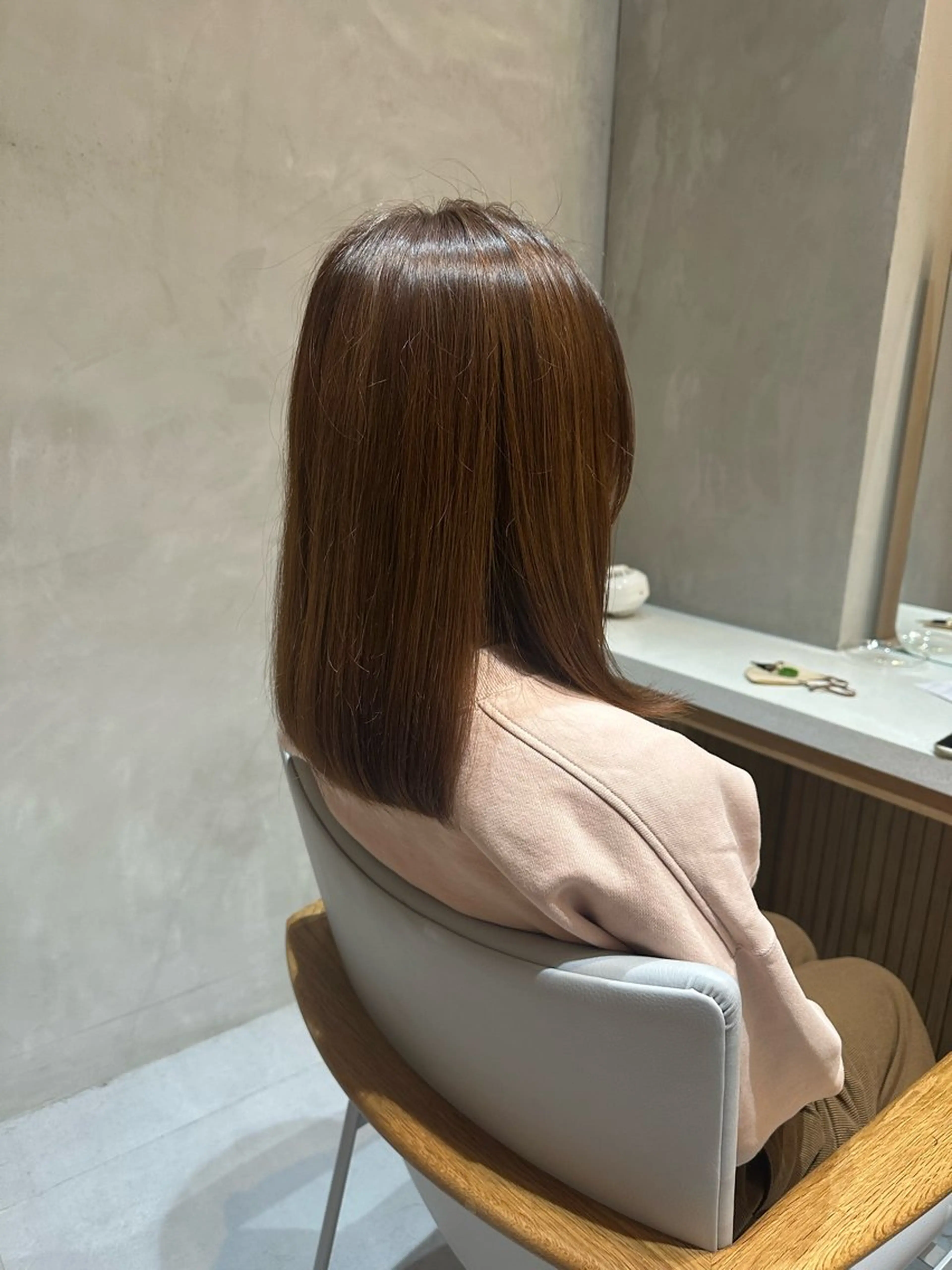 ミディアム 顔周りカット レイヤーカット 和田 あおいのヘアスタイル