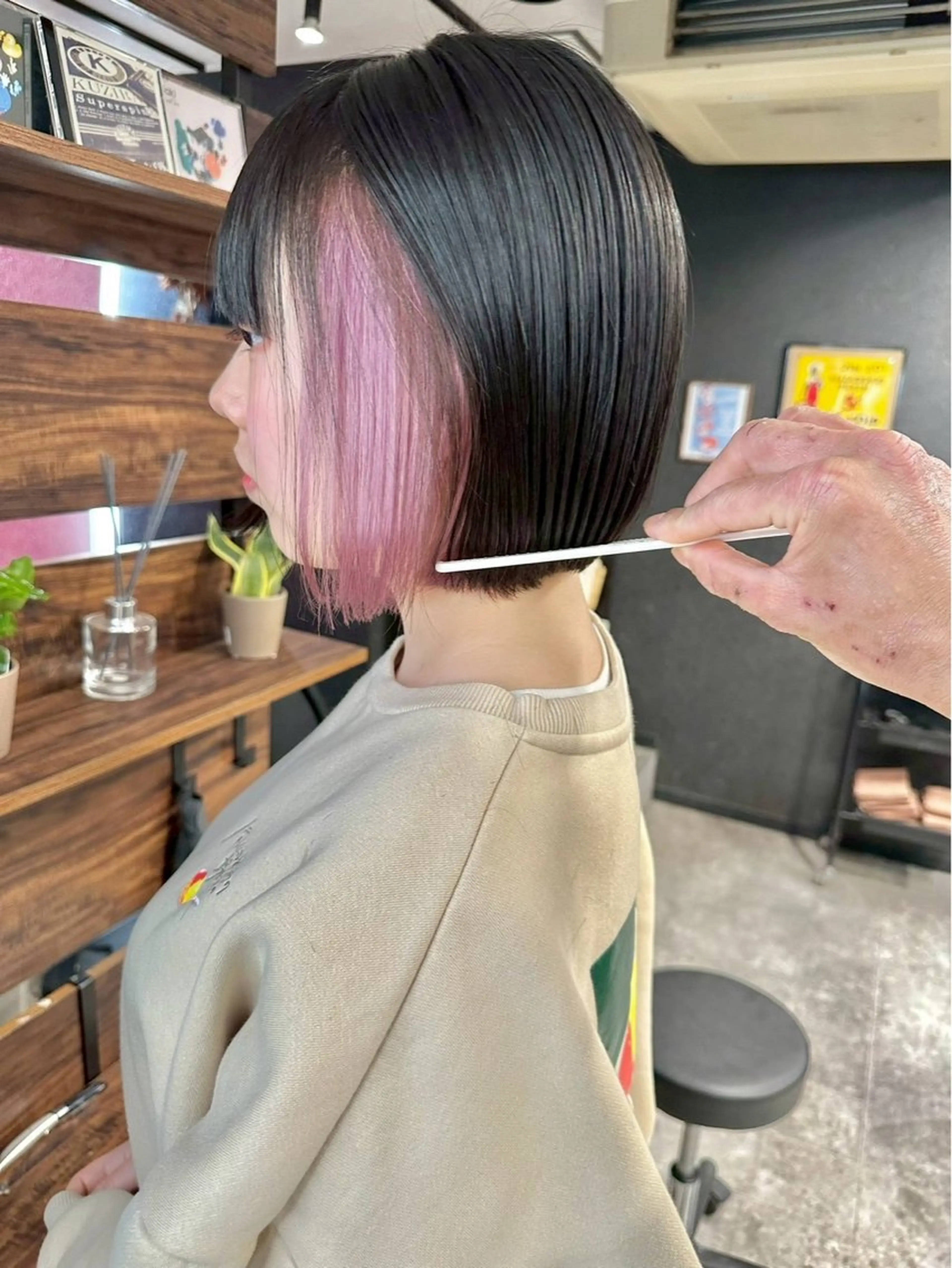 ショート カット ヘアカラー 五島 拓海のヘアスタイル