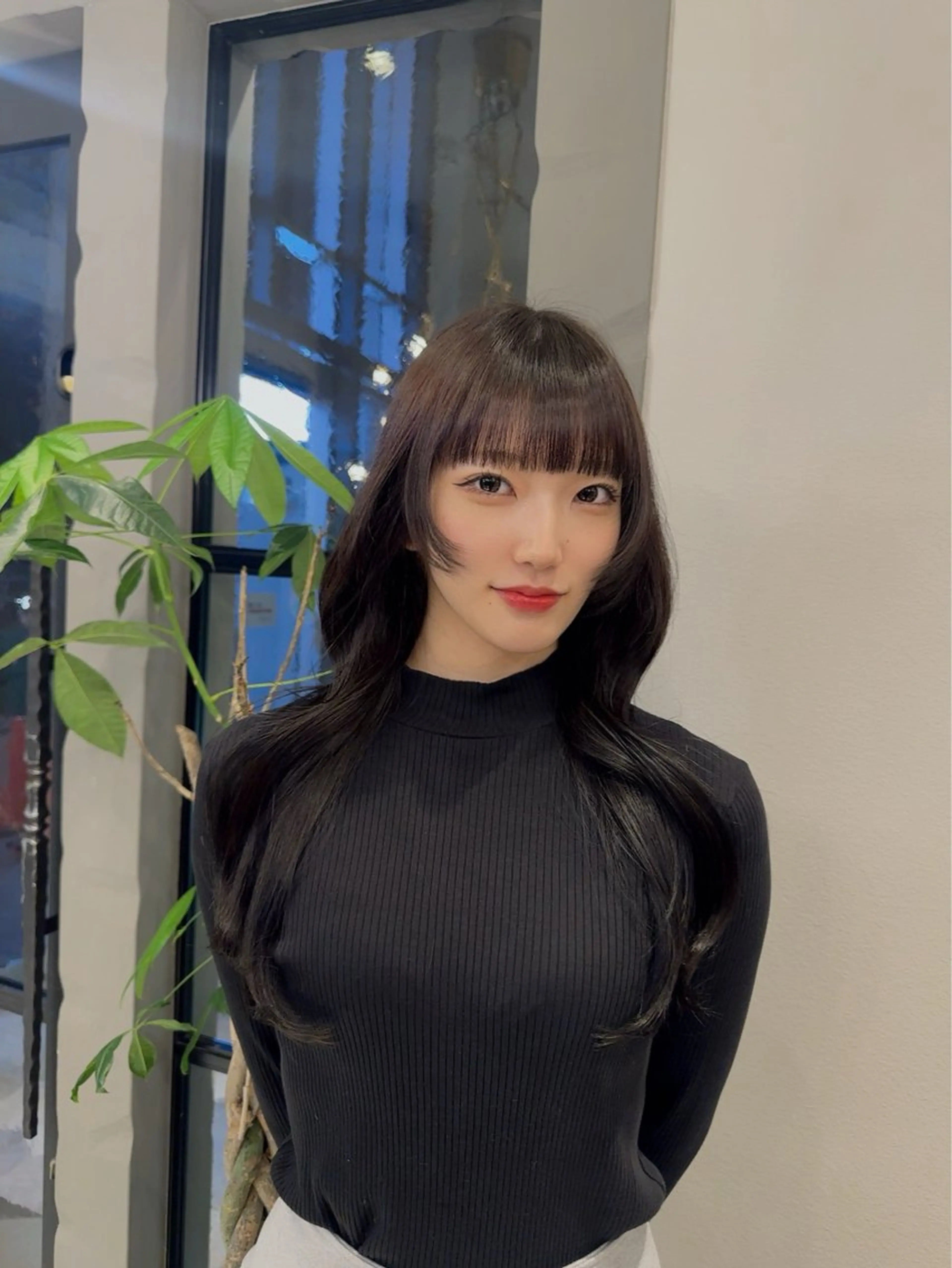 ロング カット 透け感オリーブ/レイ ヤーカット/KaHoのヘアスタイル