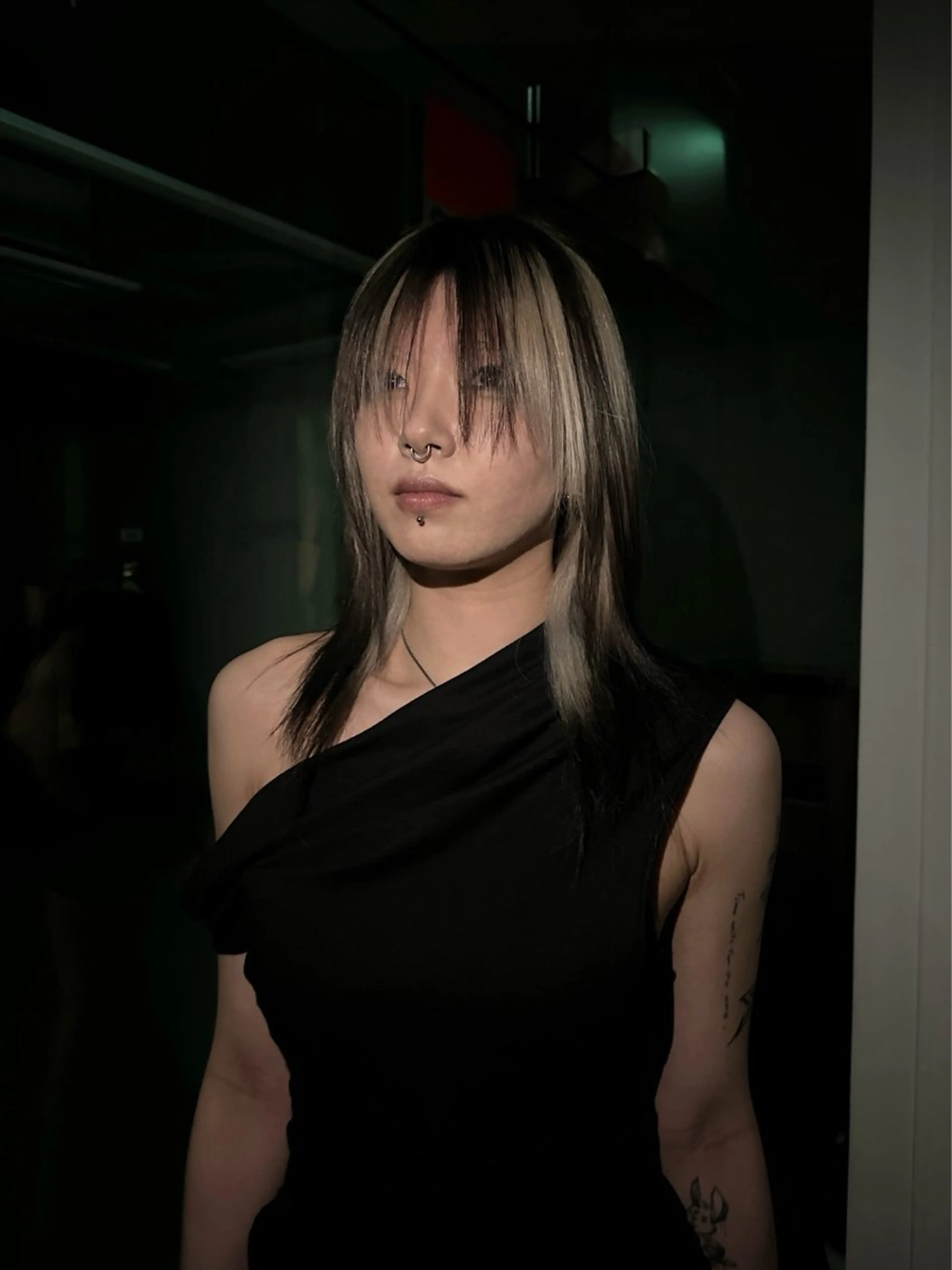 セミロング 松本 雪愛のヘアスタイル