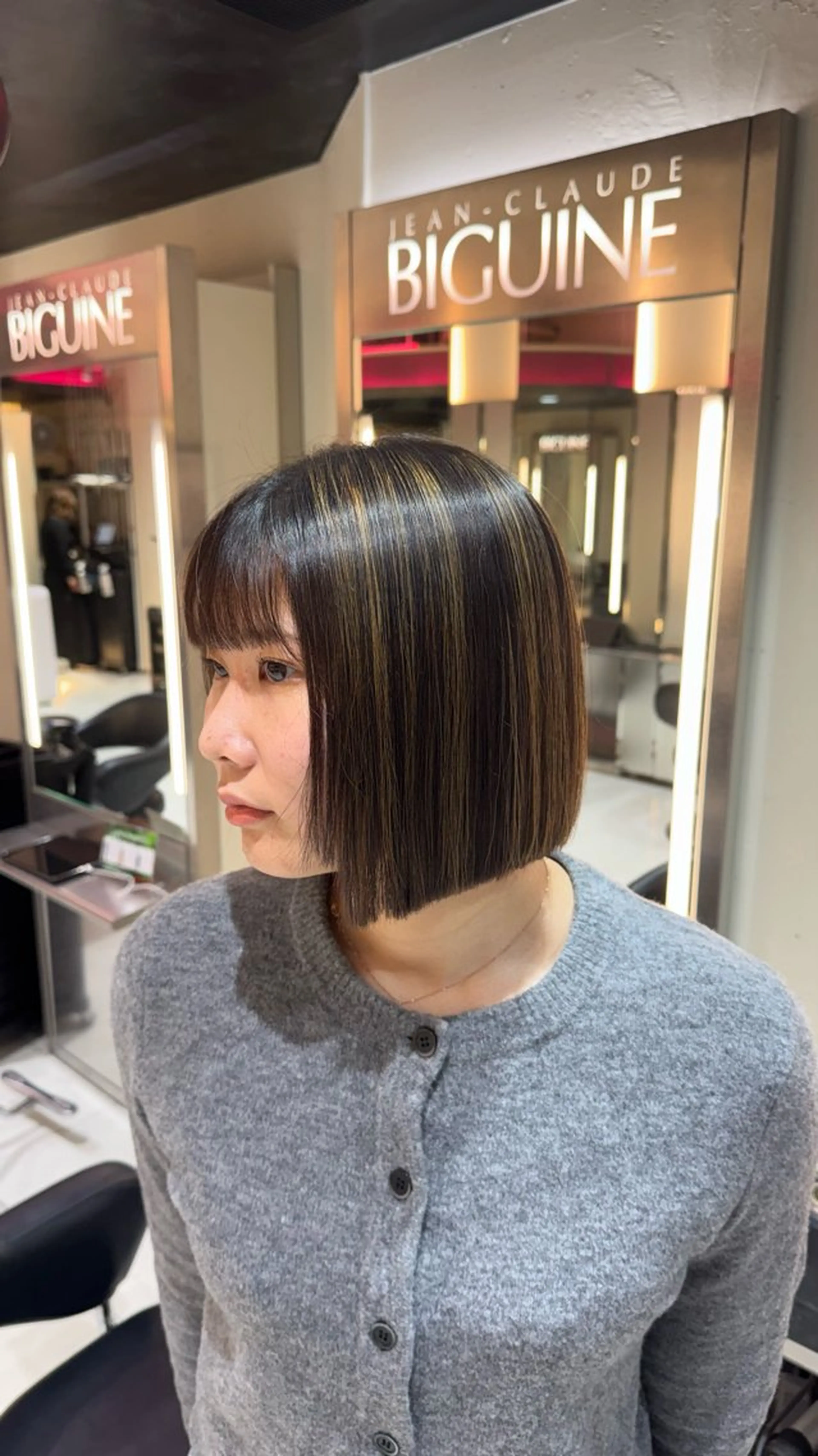 ショート カラー バレイヤージュ ハイライトカラー ボブ ハイライト レイヤーカット ヘアカラー ルナ/モデル募集🎀 /バレイヤージュのヘアスタイル