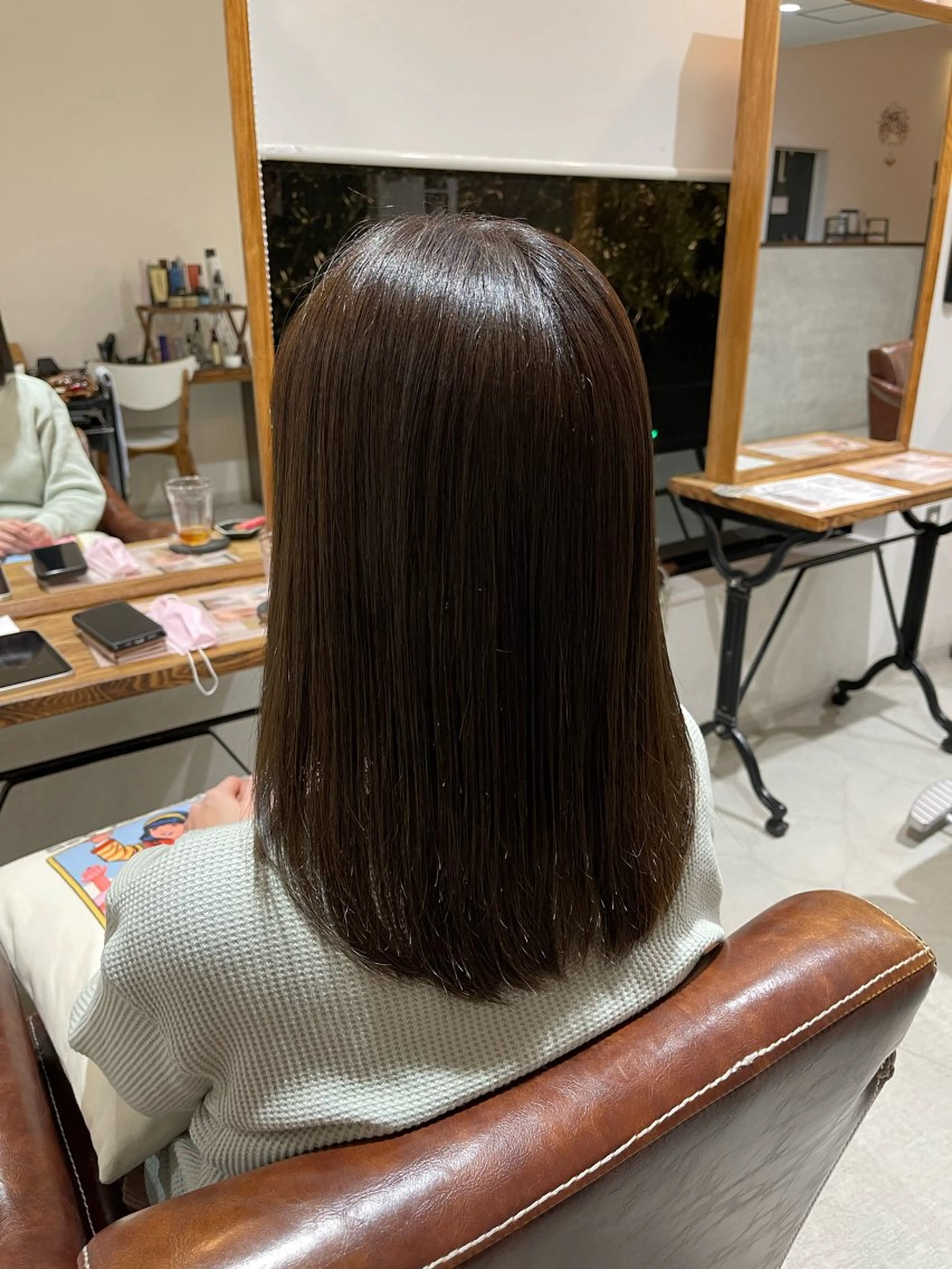 セミロング カラー カット ヘアカラー 増田 夏季のヘアスタイル