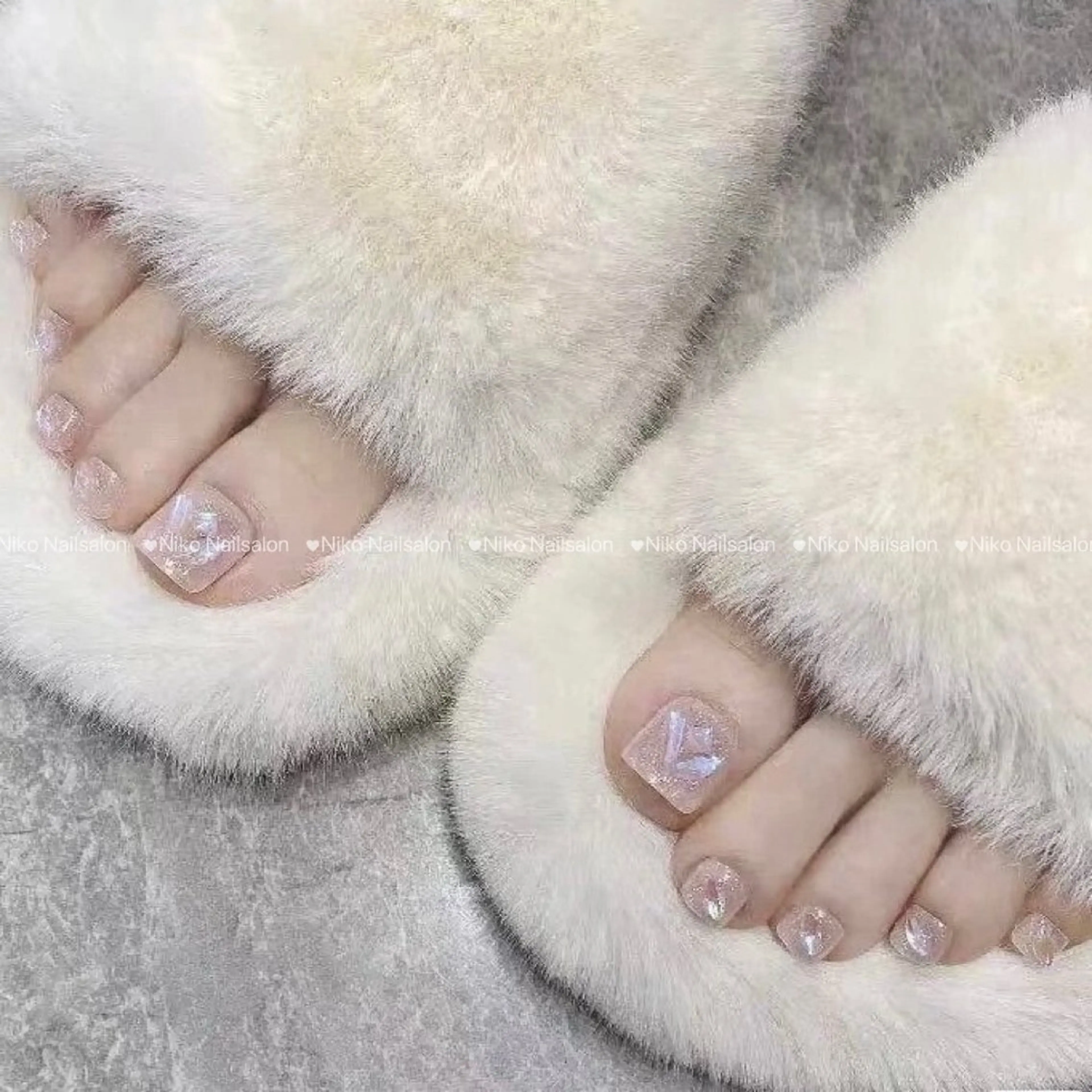 ネイル チークネイル 長さ出し フットネイル フレンチネイル ジェルネイル Niko Nail salon 銀座本店のネイルデザイン