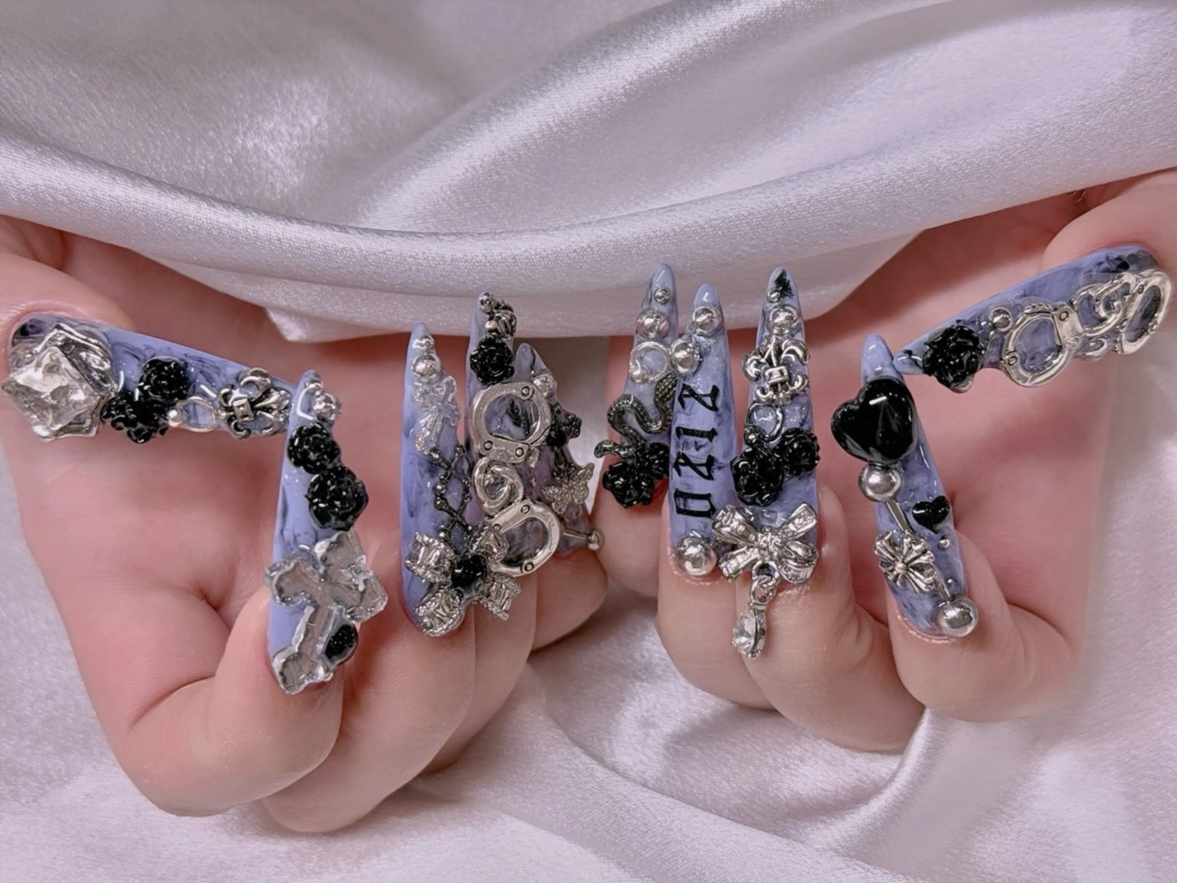 ネイル ハンドネイル 長さだし専門店 M2　rikaのネイルデザイン