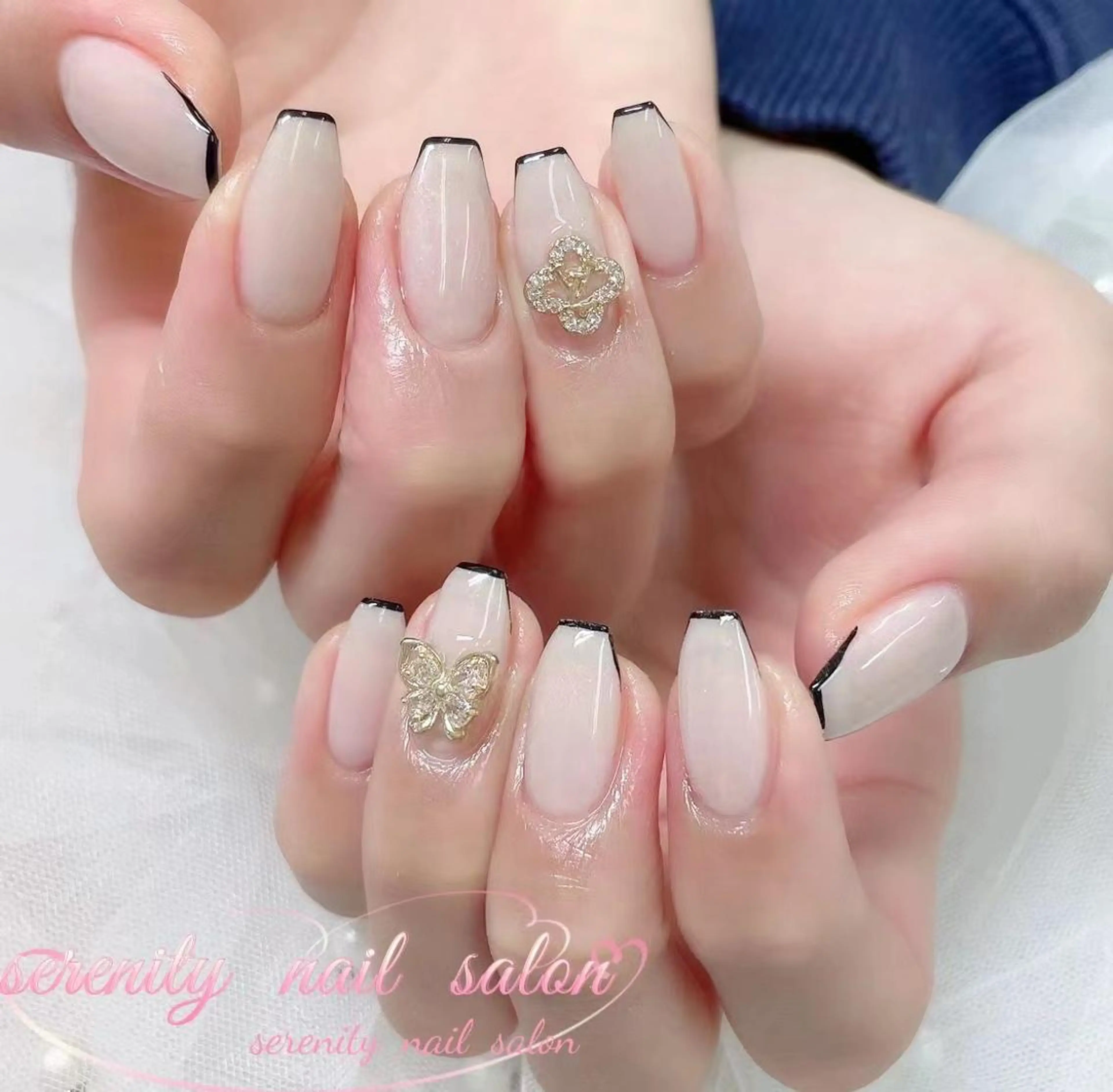 ネイル ハンドネイル ハンドケア ✨Serenity Nail salonのネイルデザイン