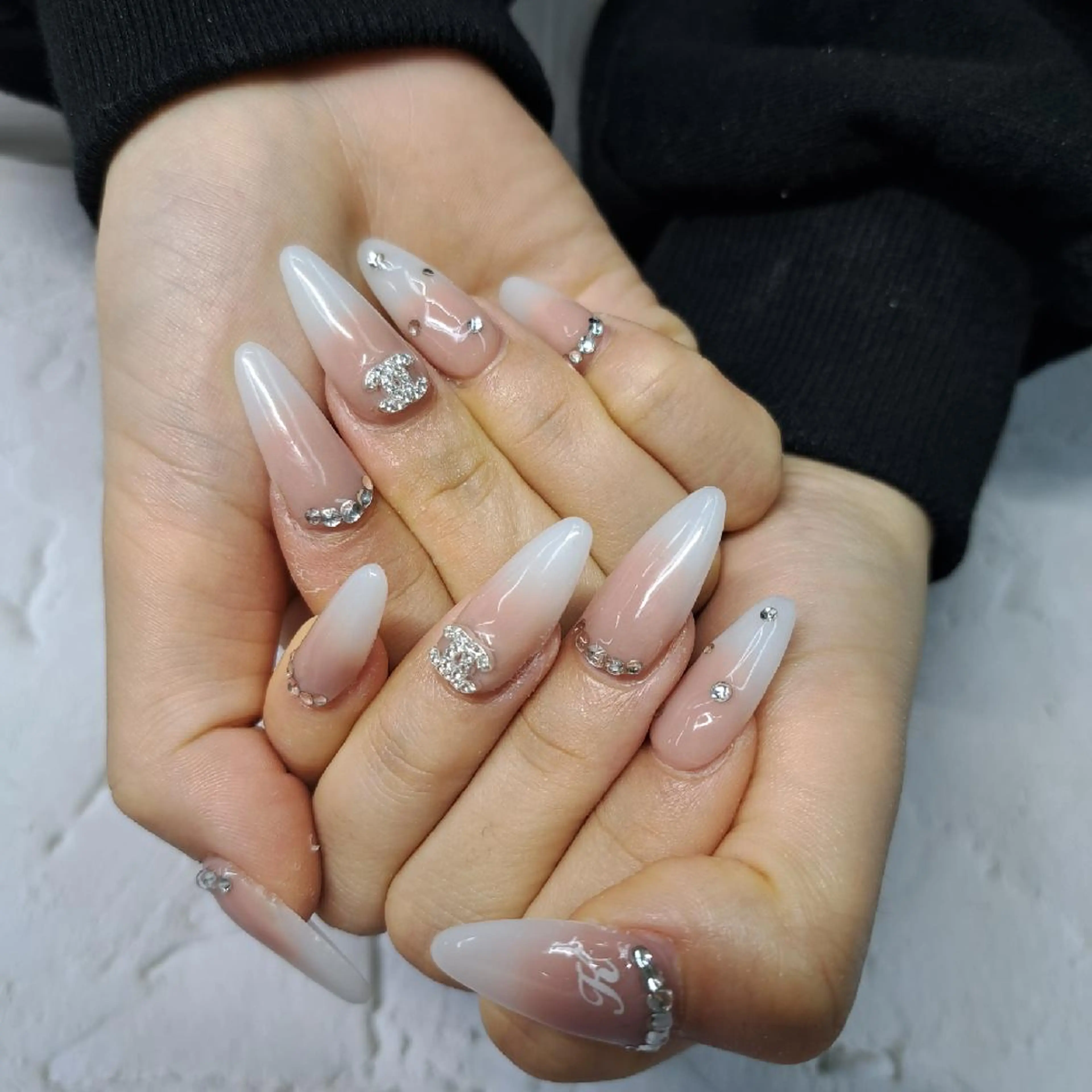 ネイル Nail mood デザイン持ち込みokのネイルデザイン