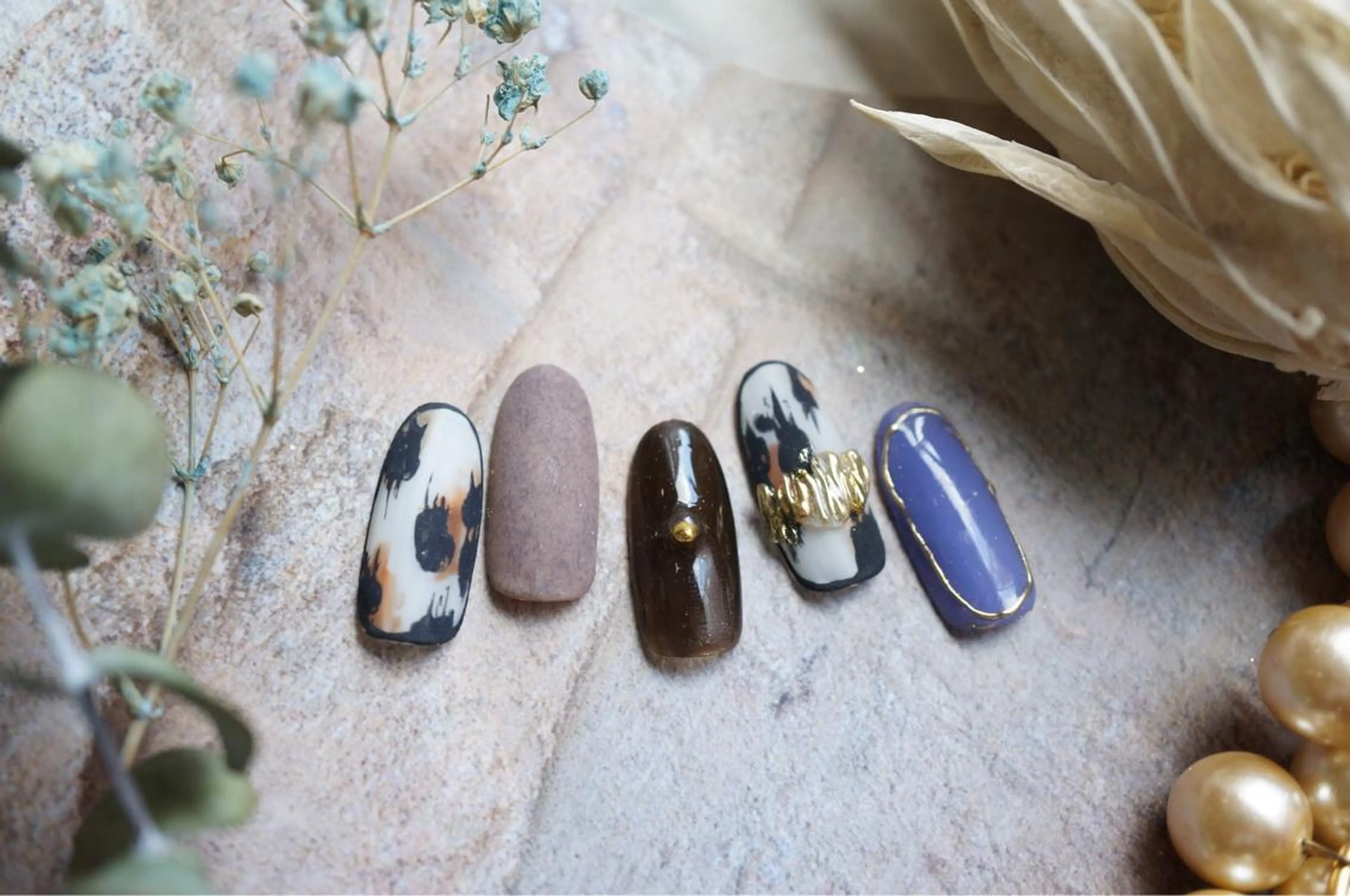 ネイル まつ毛と眉毛の専門店　オクターブ福岡店所属・オクターブ天神店 ウラベのマツエク・マツパデザイン