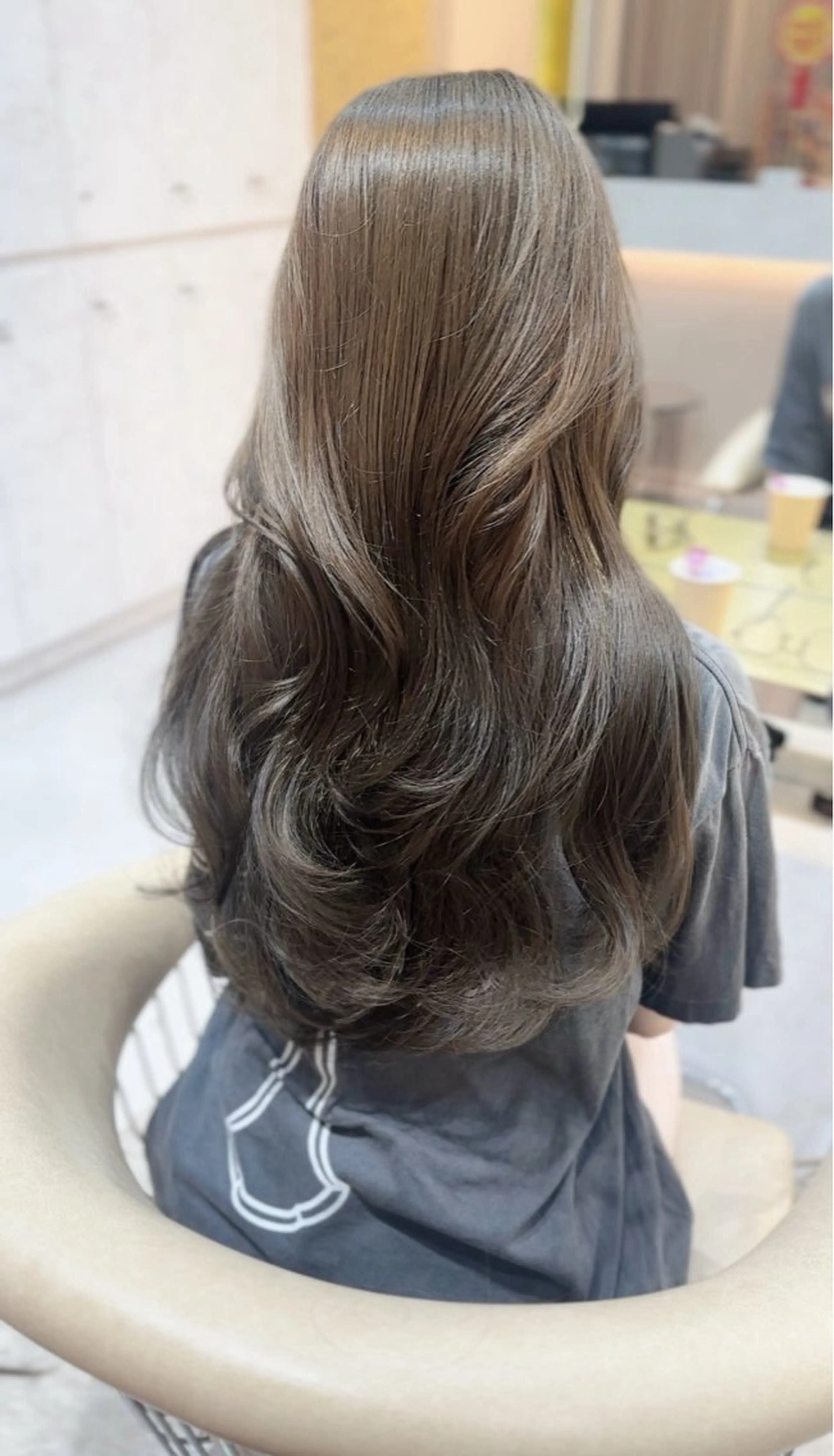 ロング カラー カット ヘアカラー トリートメント Akane レイヤー/艶カラーのヘアスタイル