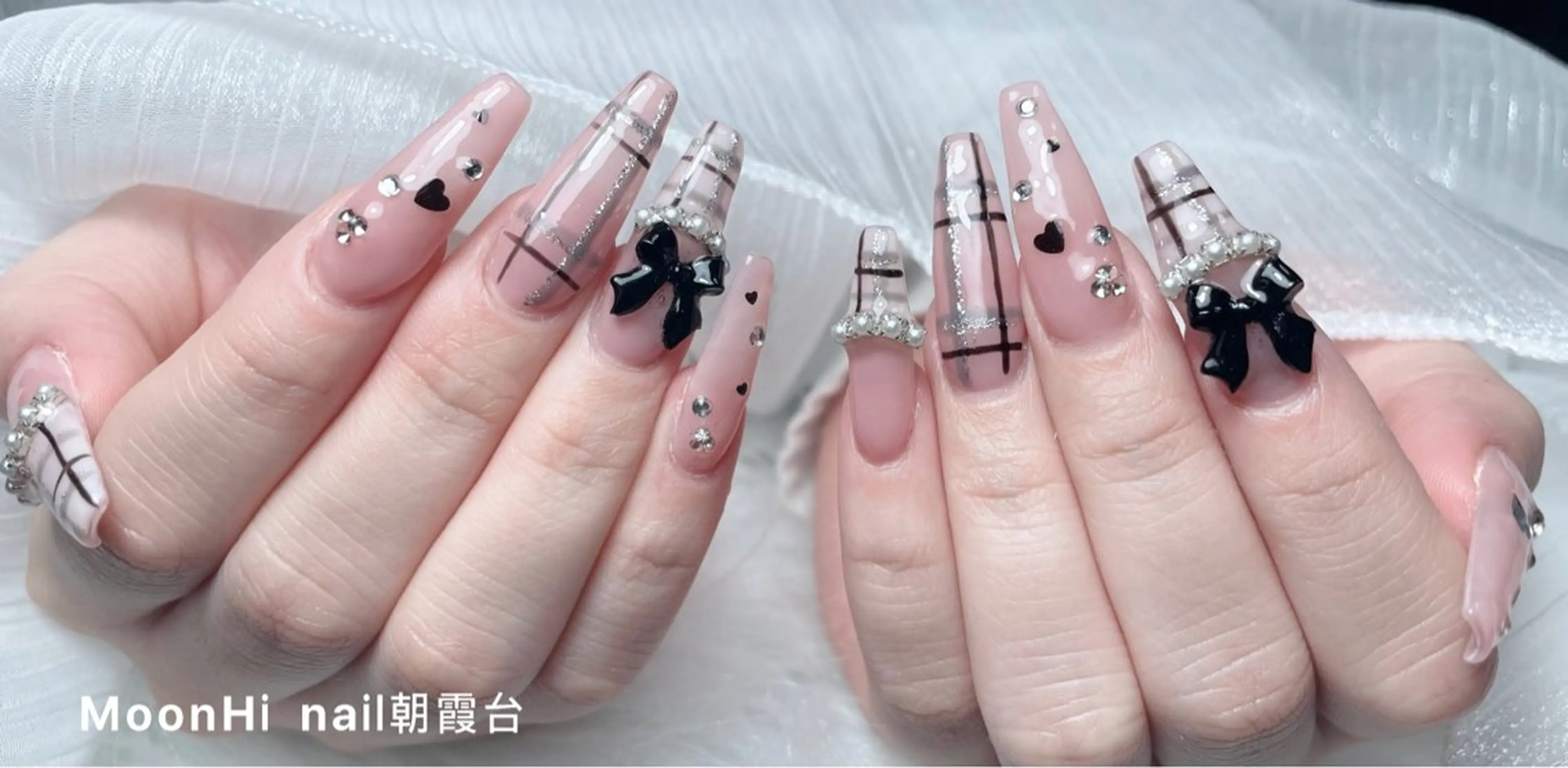 ネイル MoonHi Nail 朝霞台のネイルデザイン