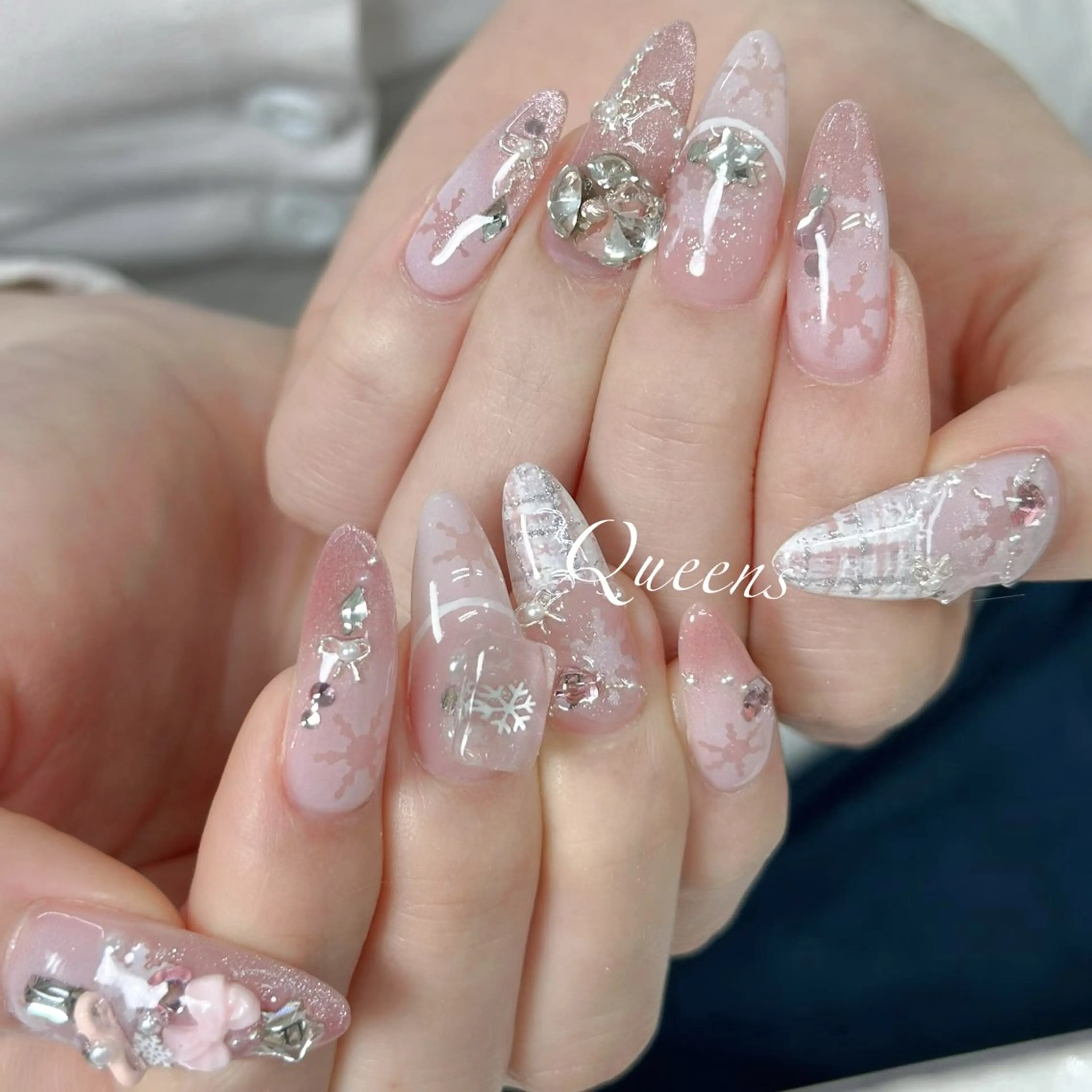 ネイル ハンドネイル Queens マオのネイルデザイン