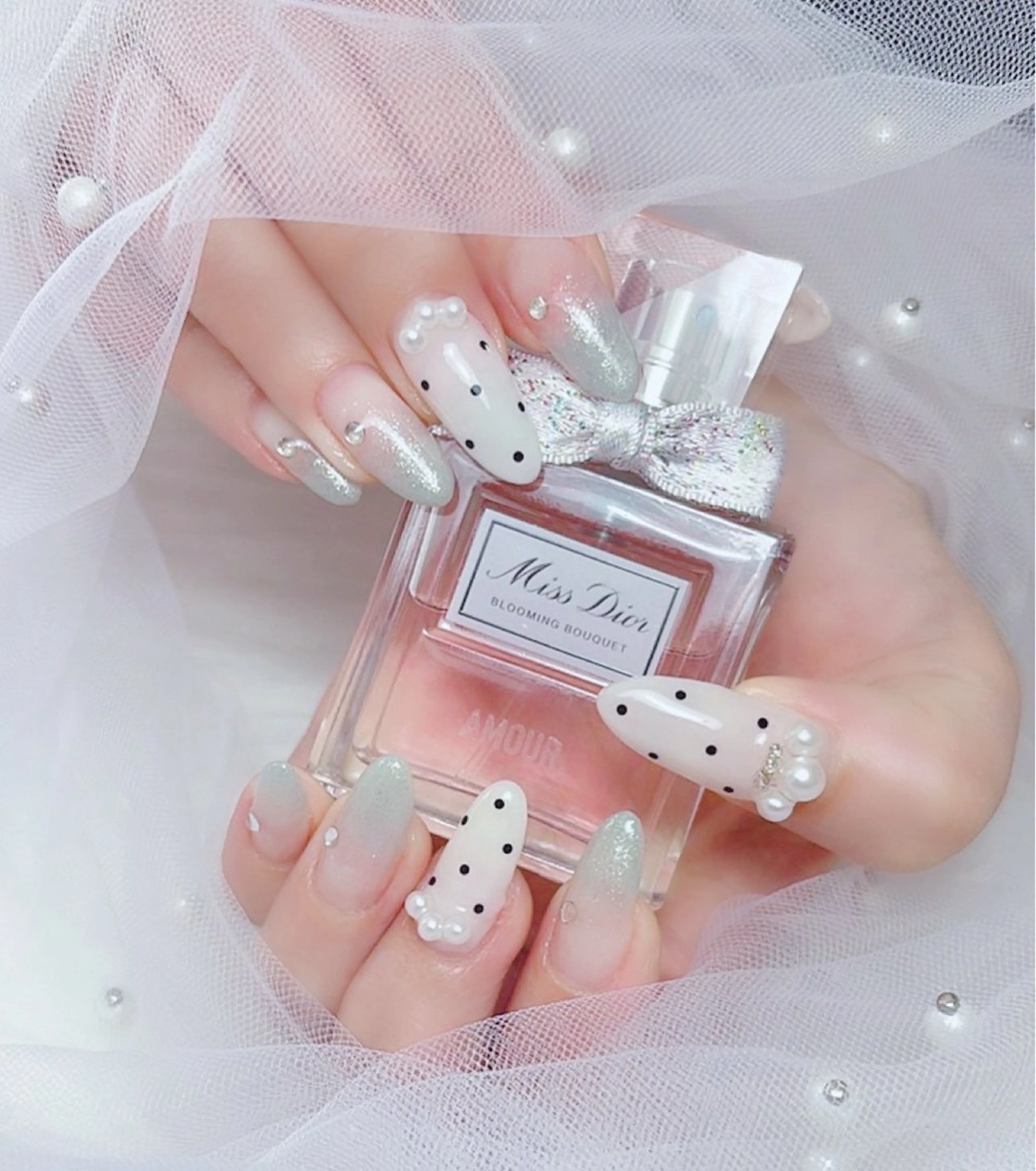 ネイル 持ち込み Amour 🎀のネイルデザイン