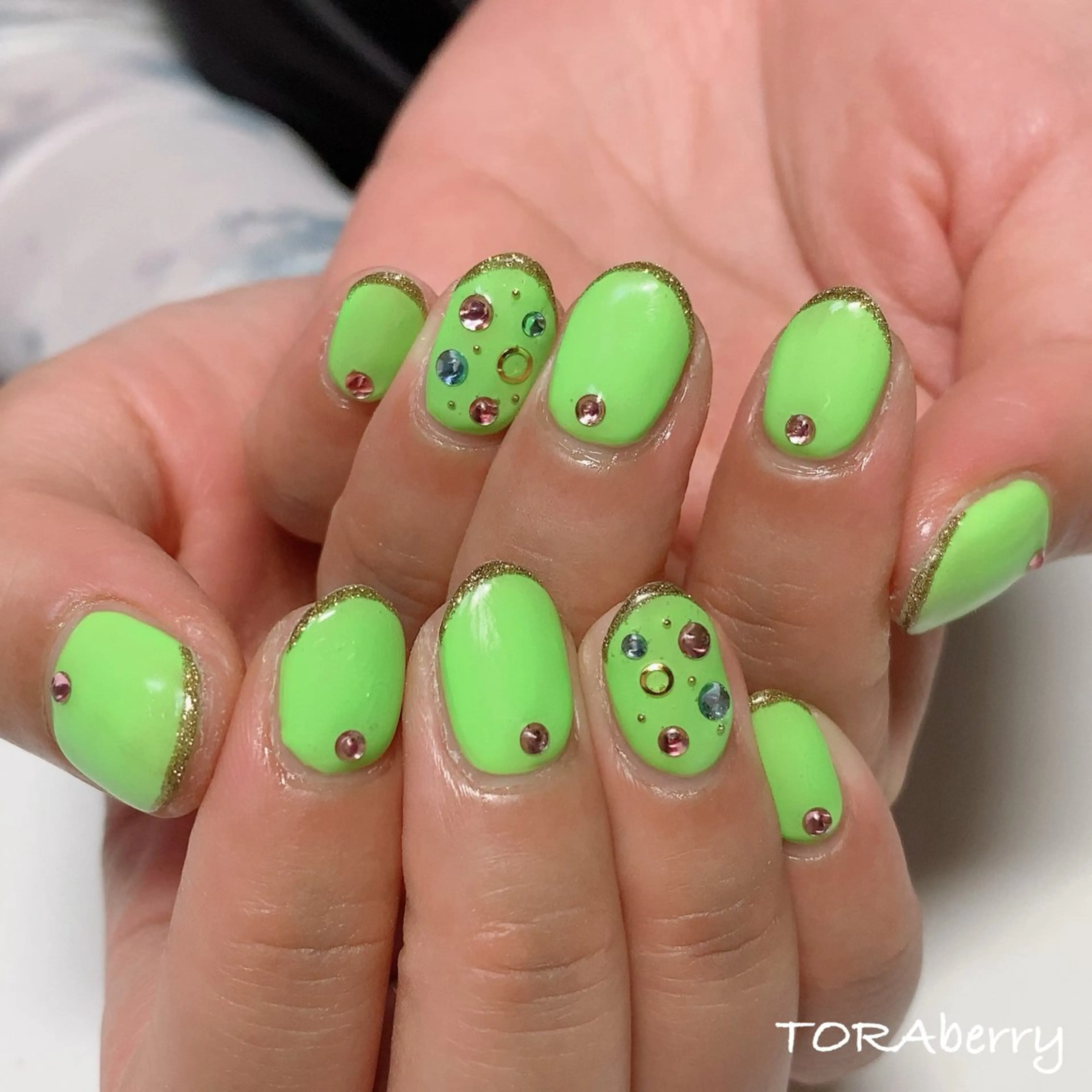 ネイル ネイリスト なつみのネイルデザイン