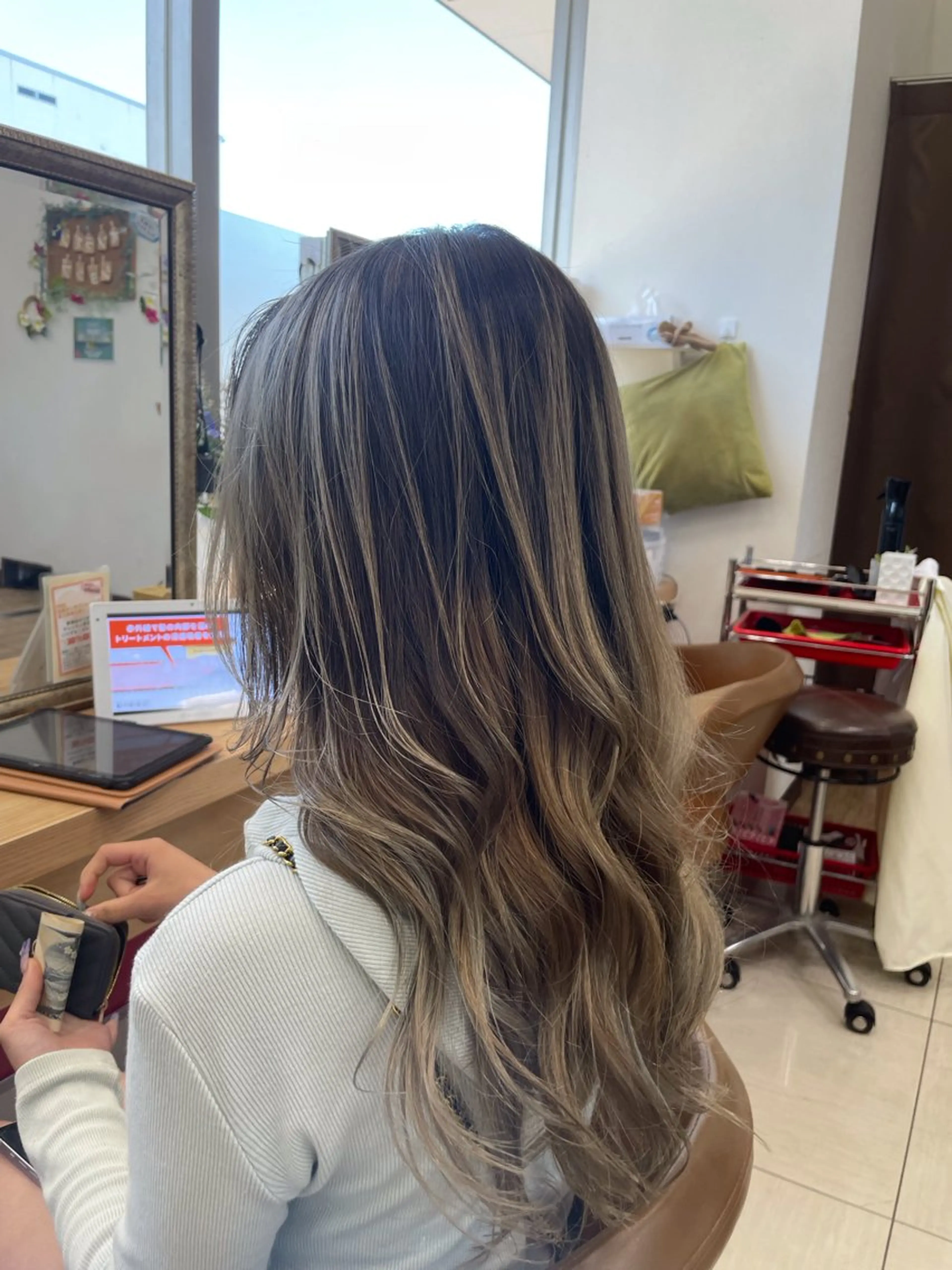 ロング カラー 💫カットパーマ💫 伊原虎太郎のヘアスタイル